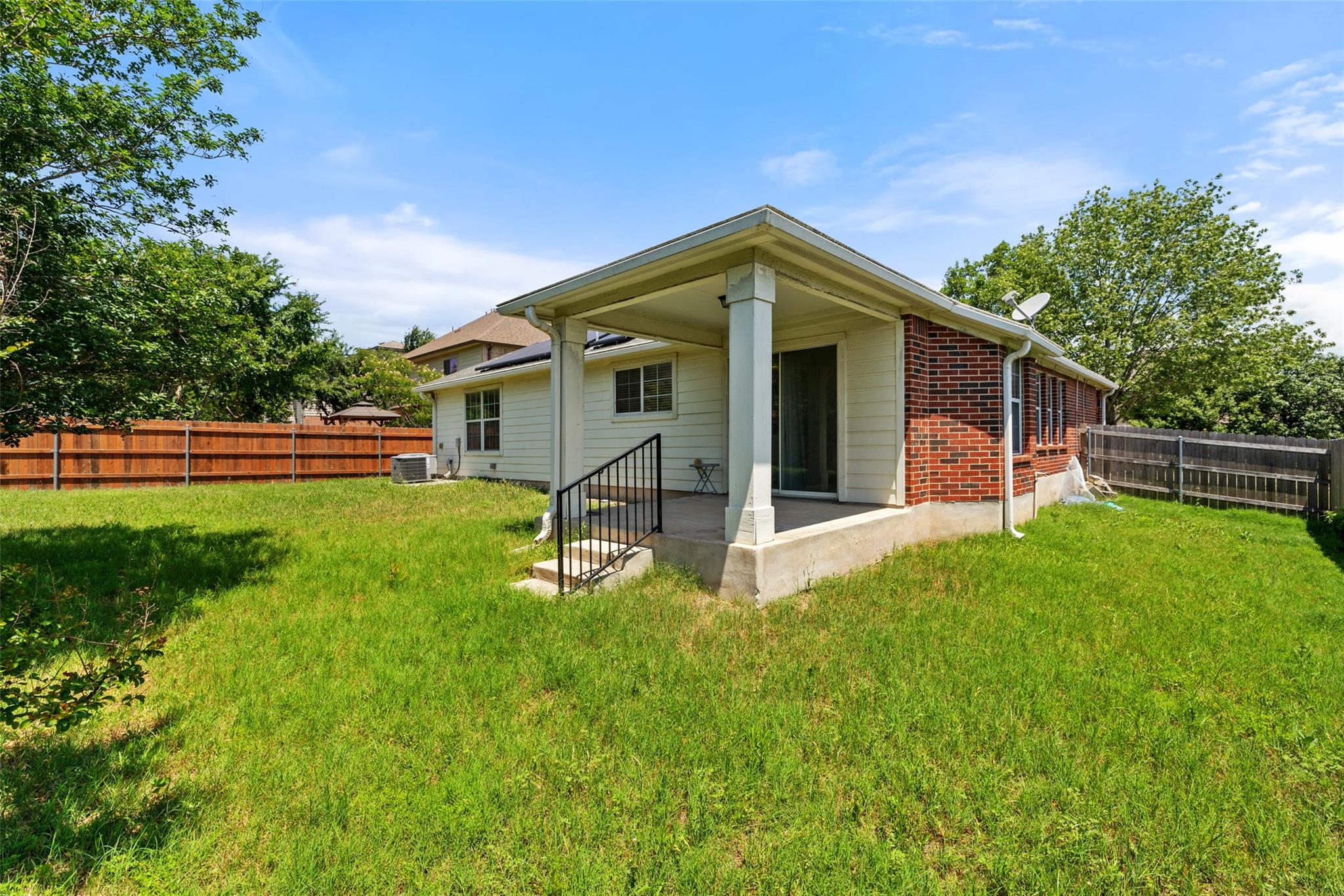 517 Castebar Dr, Round Rock, TX 78664