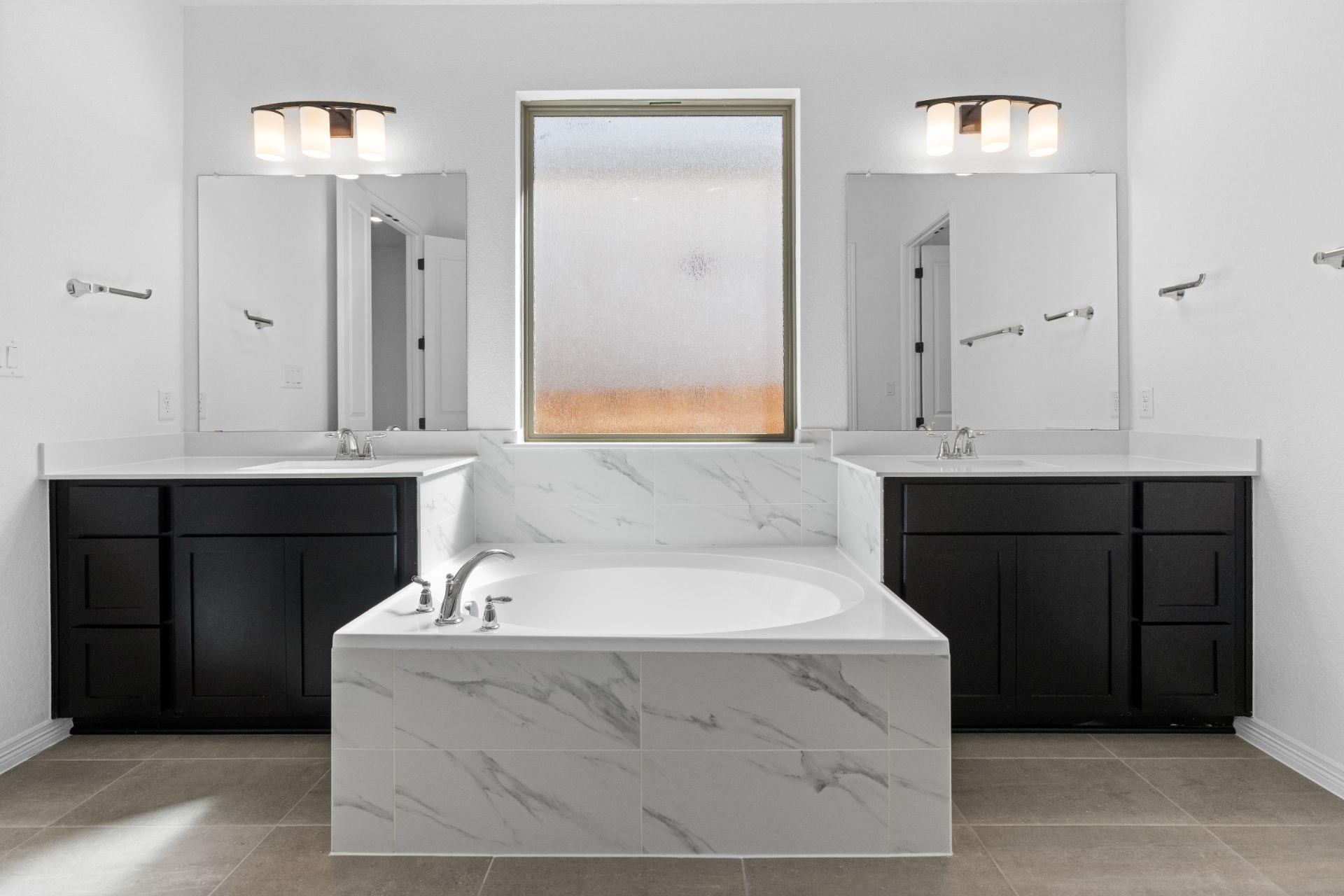 1608 Lilly Grace Bnd, Leander, TX 78641