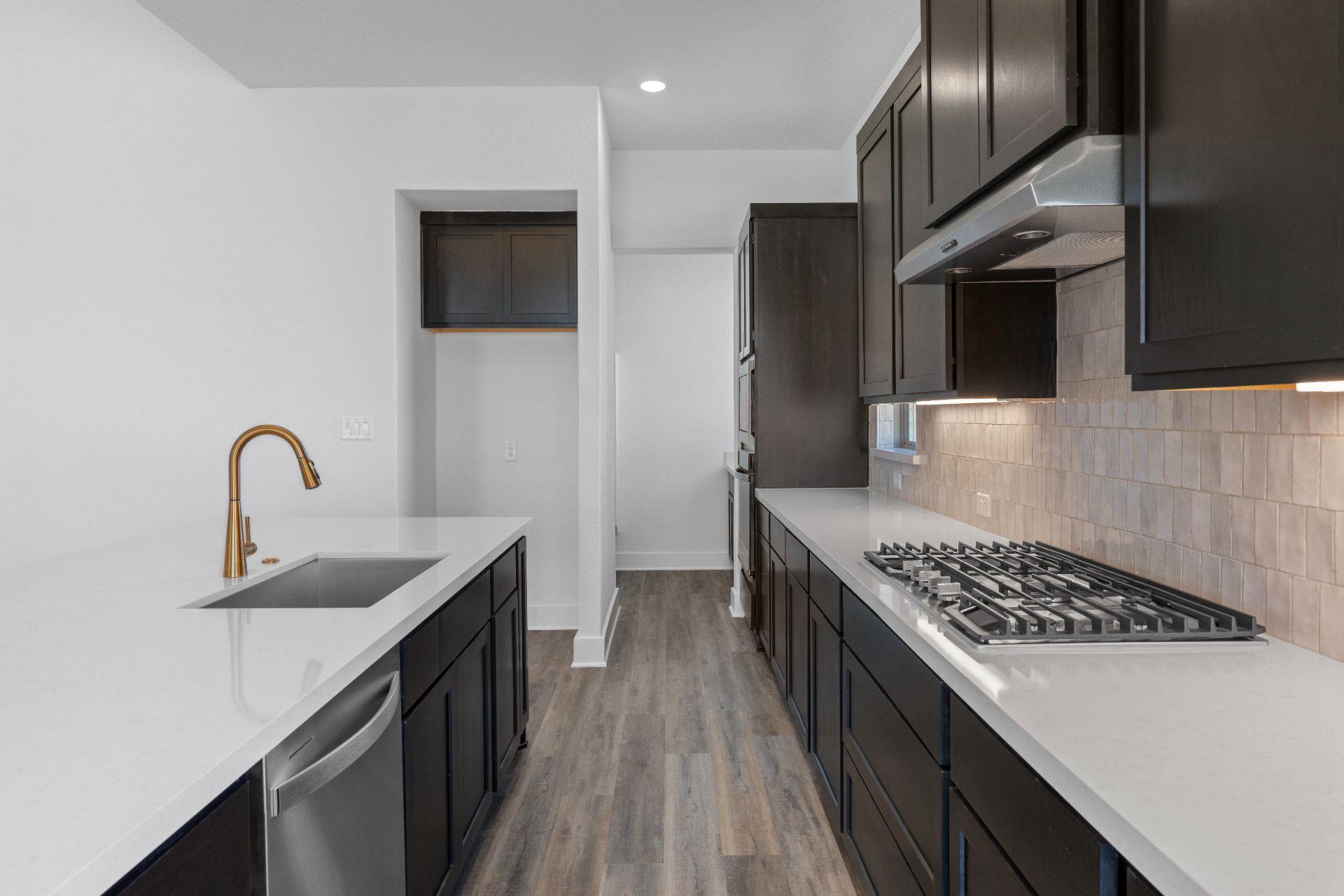 1620 Lilly Grace Bnd, Leander, TX 78641