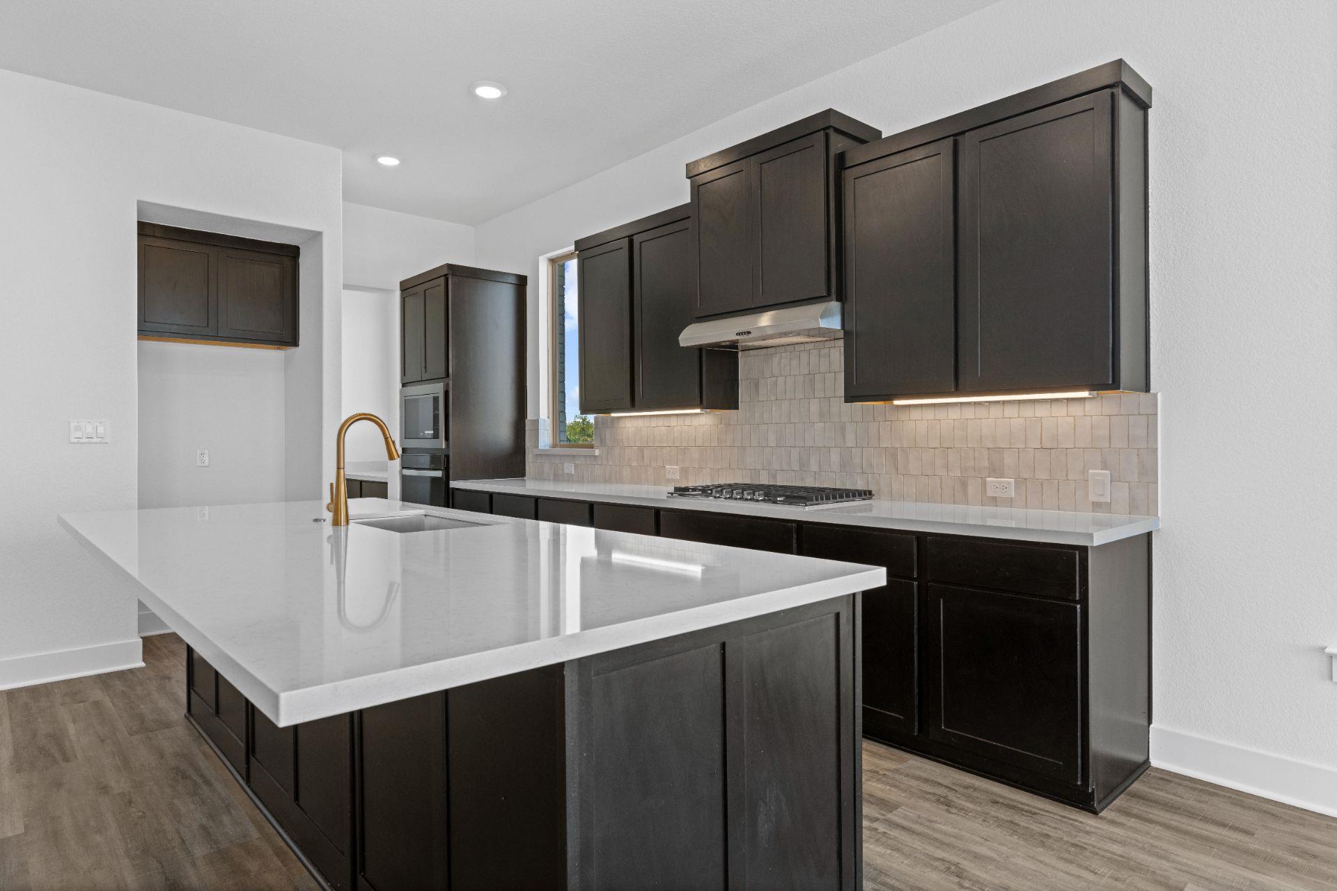 1620 Lilly Grace Bnd, Leander, TX 78641