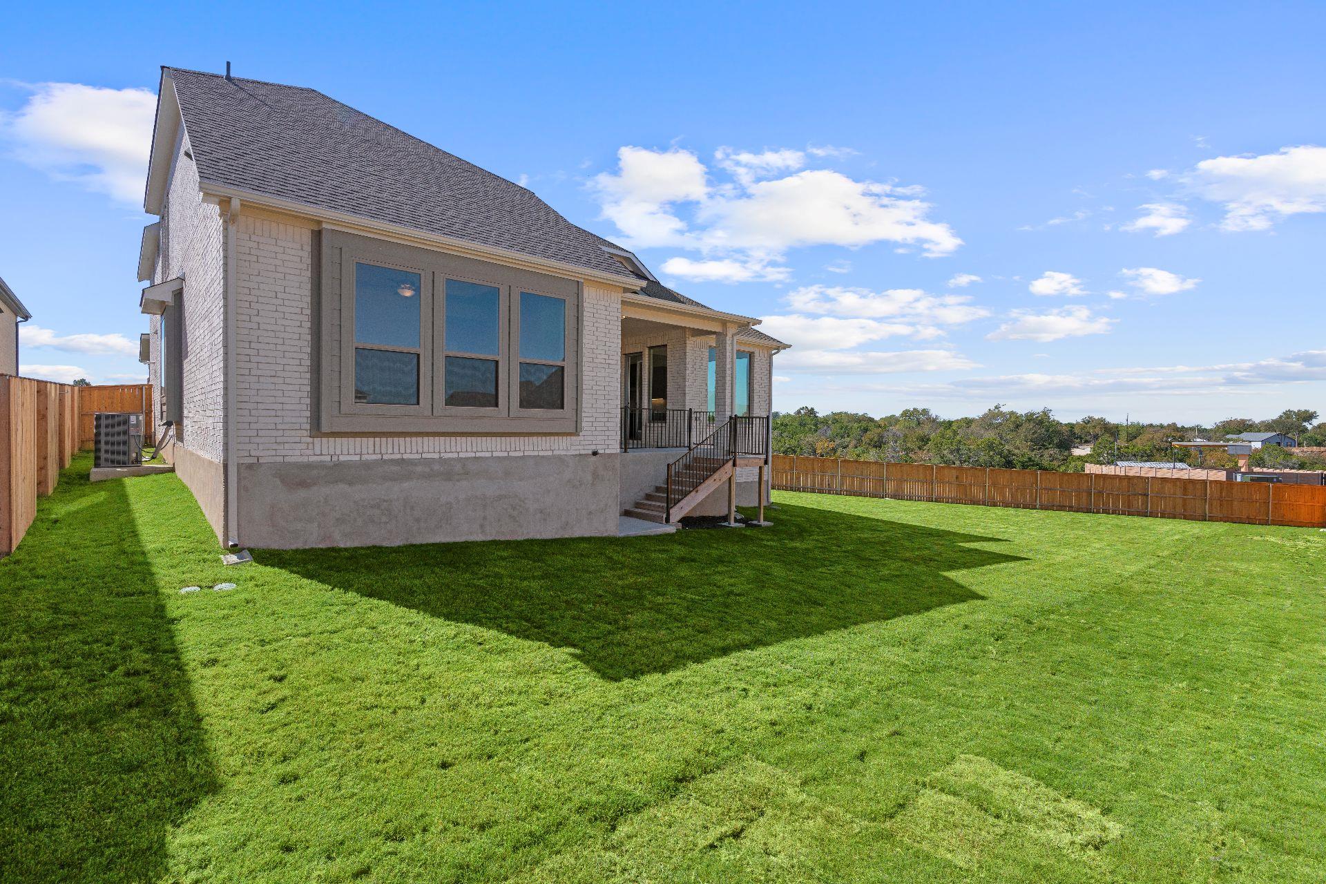 1620 Lilly Grace Bnd, Leander, TX 78641