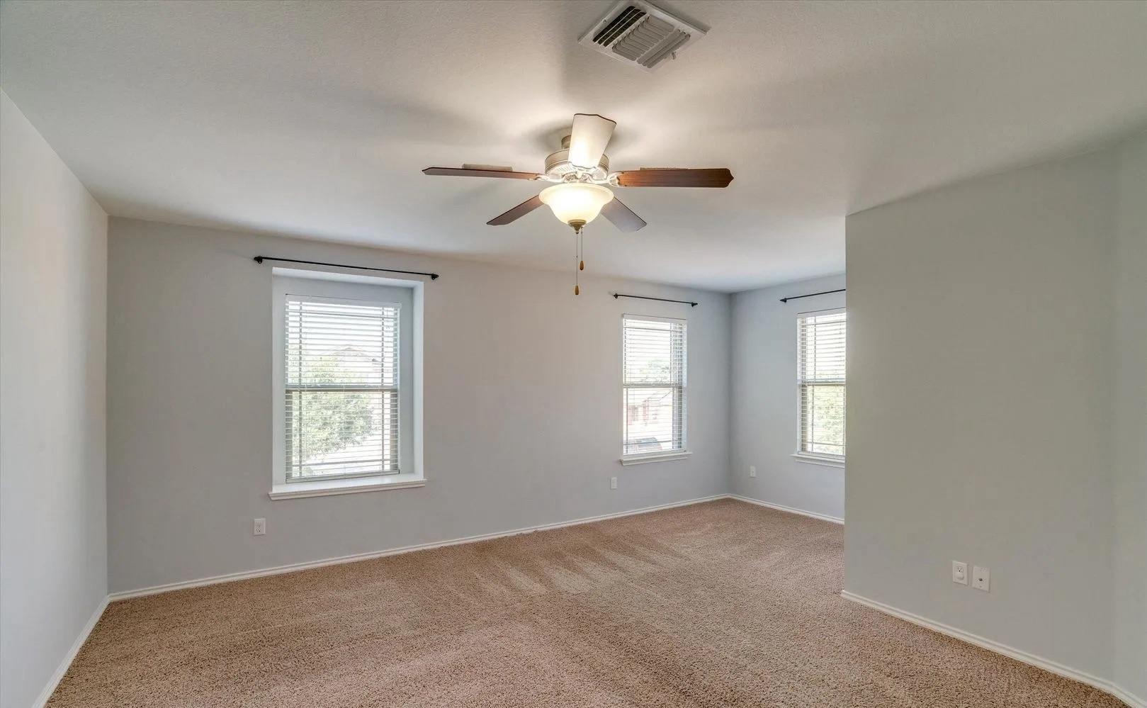 6801 Baythorne Dr, Austin, TX 78747