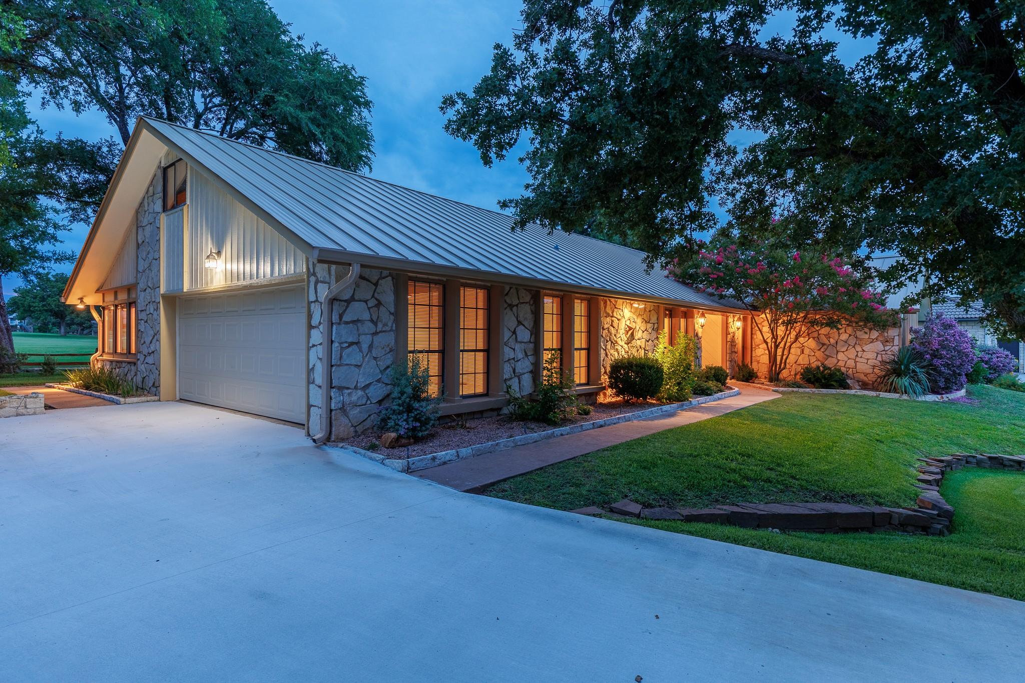 2820 Aurora, Horseshoe Bay, TX 78657