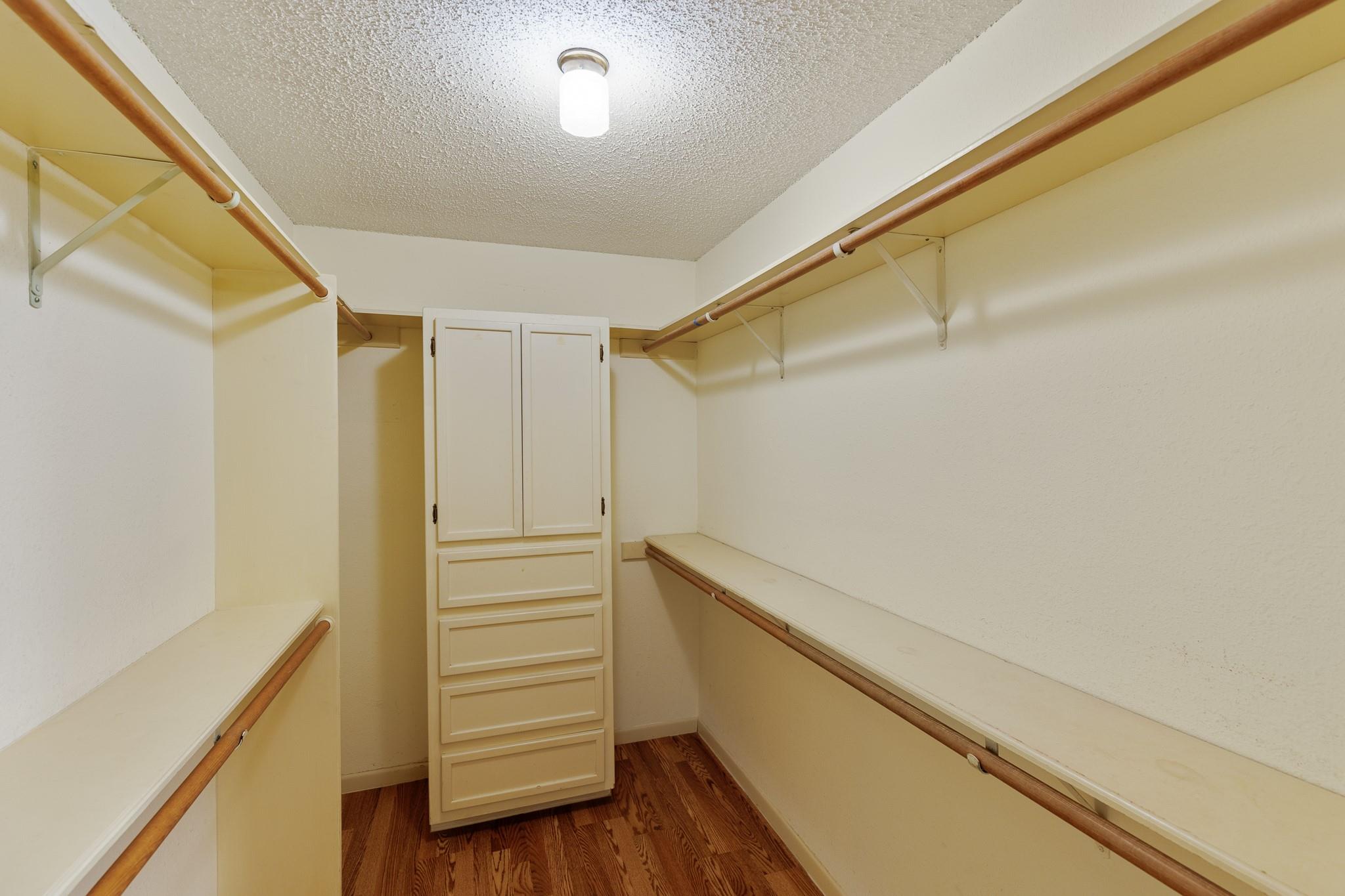 2820 Aurora, Horseshoe Bay, TX 78657