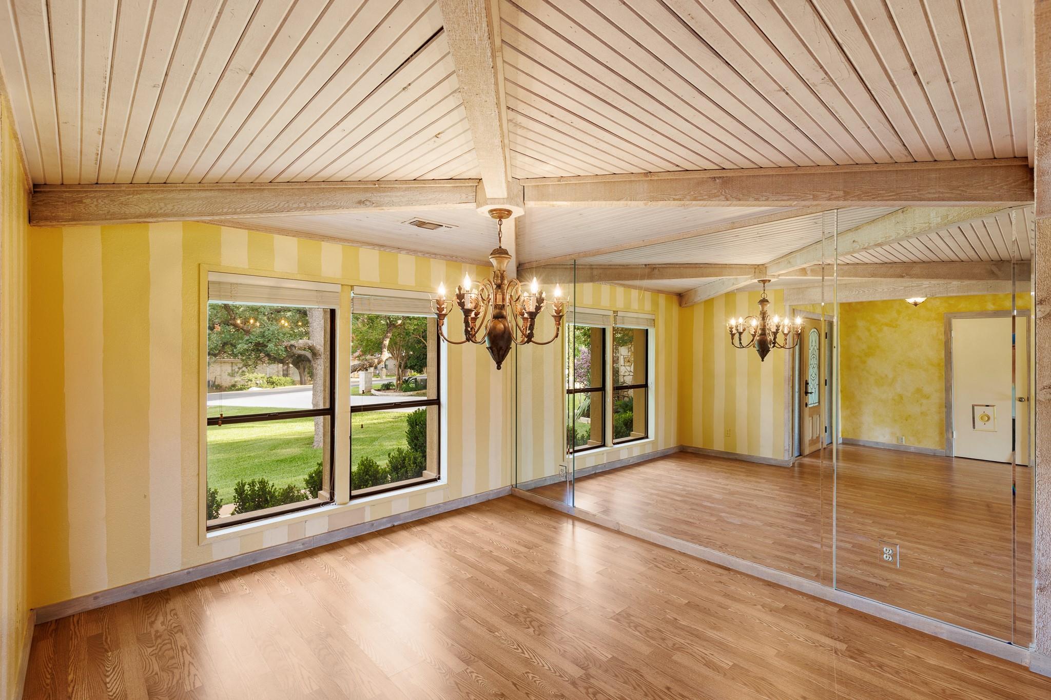 2820 Aurora, Horseshoe Bay, TX 78657