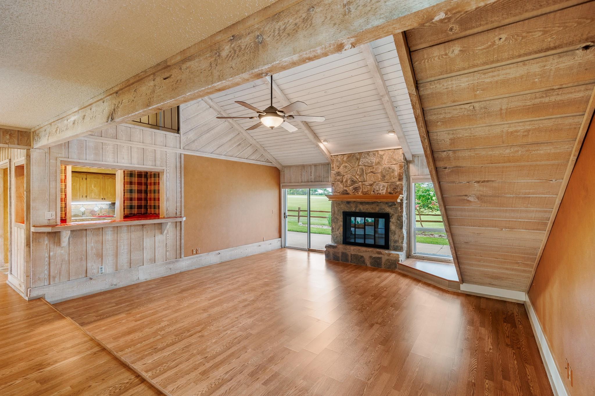 2820 Aurora, Horseshoe Bay, TX 78657