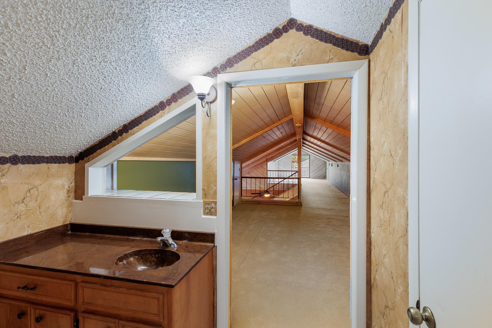 2820 Aurora, Horseshoe Bay, TX 78657