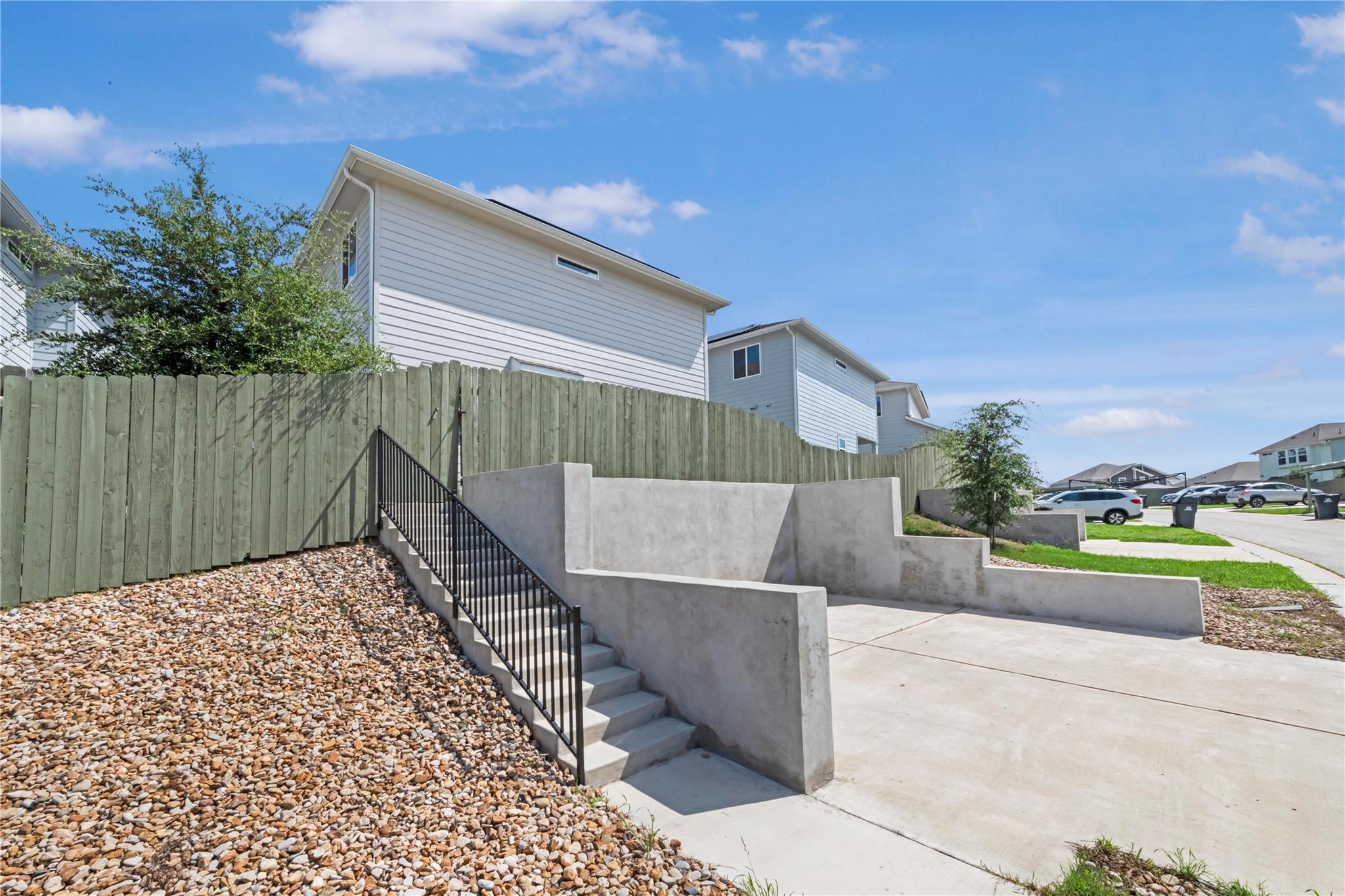9705 Morning Iris Dr, Manor, TX 78653