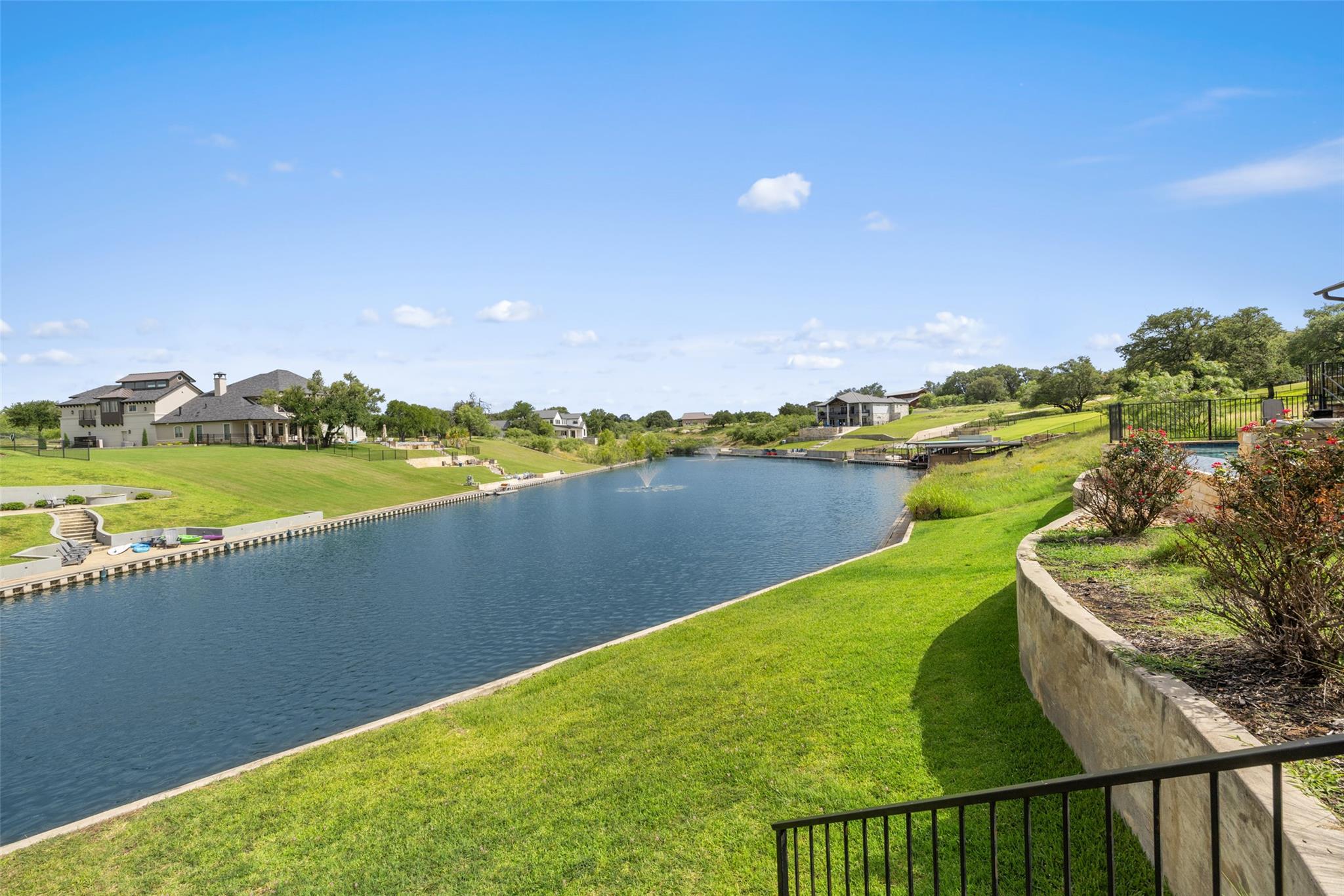186 Sleepy Oaks Dr, Kingsland, TX 78639