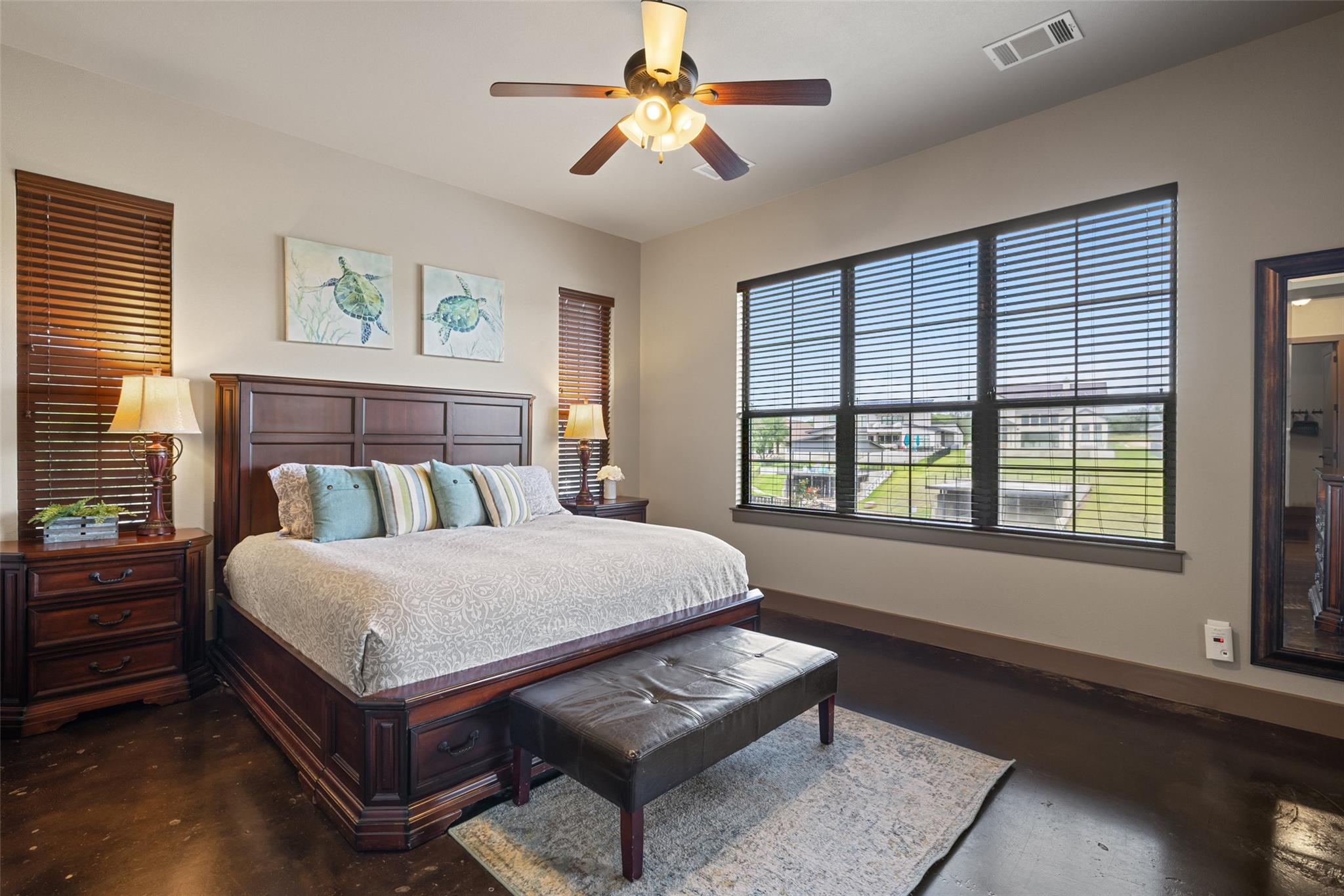 186 Sleepy Oaks Dr, Kingsland, TX 78639