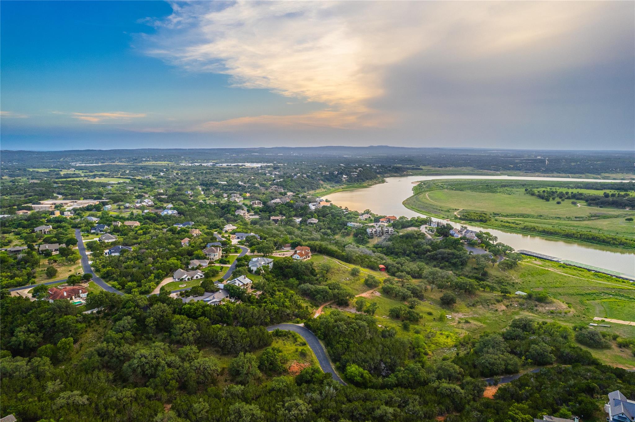 700 Wesley Ridge Dr, Spicewood, TX 78669