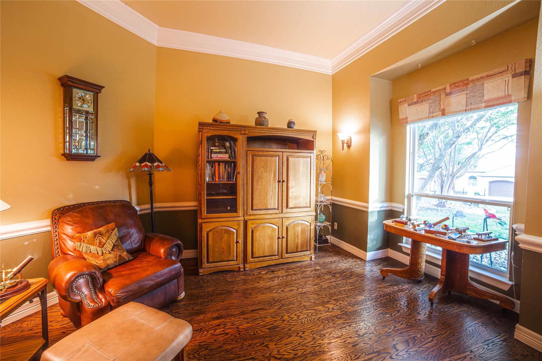 700 Wesley Ridge Dr, Spicewood, TX 78669