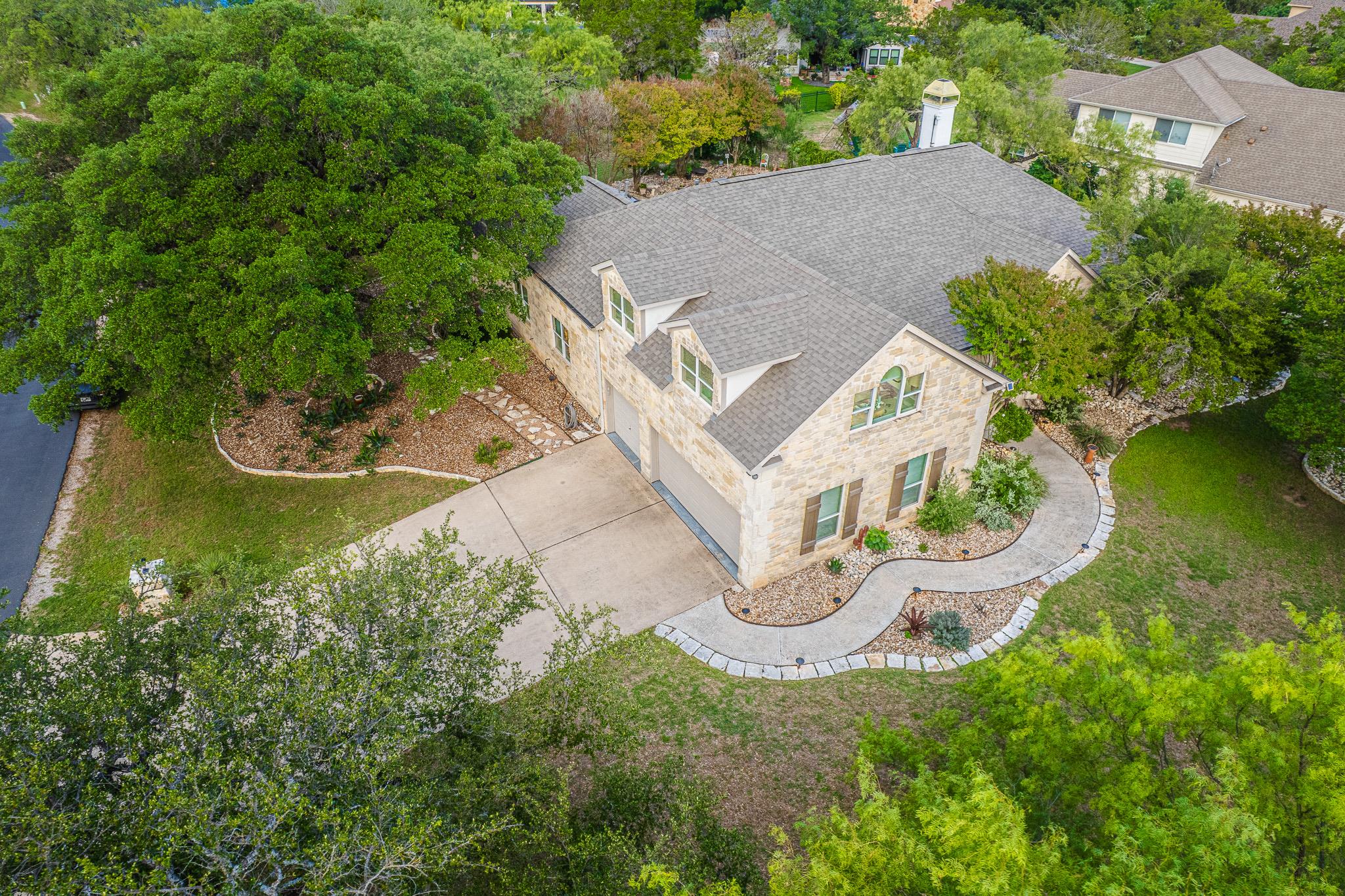 700 Wesley Ridge Dr, Spicewood, TX 78669