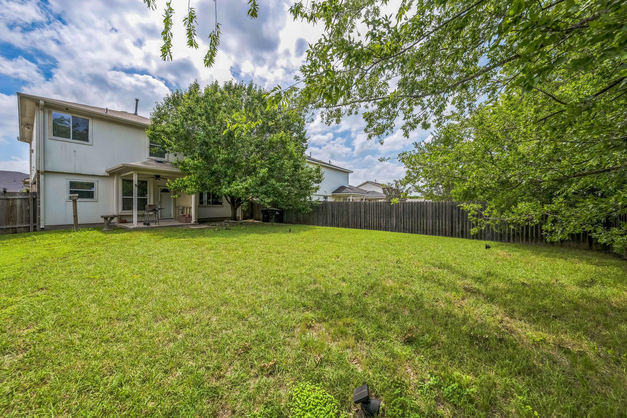 633 Sweet Leaf Ln, Pflugerville, TX 78660