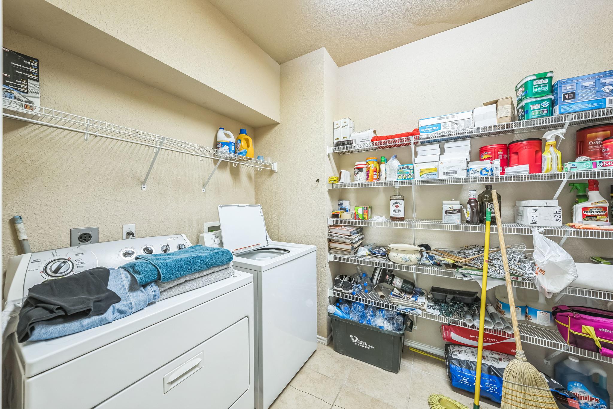 633 Sweet Leaf Ln, Pflugerville, TX 78660