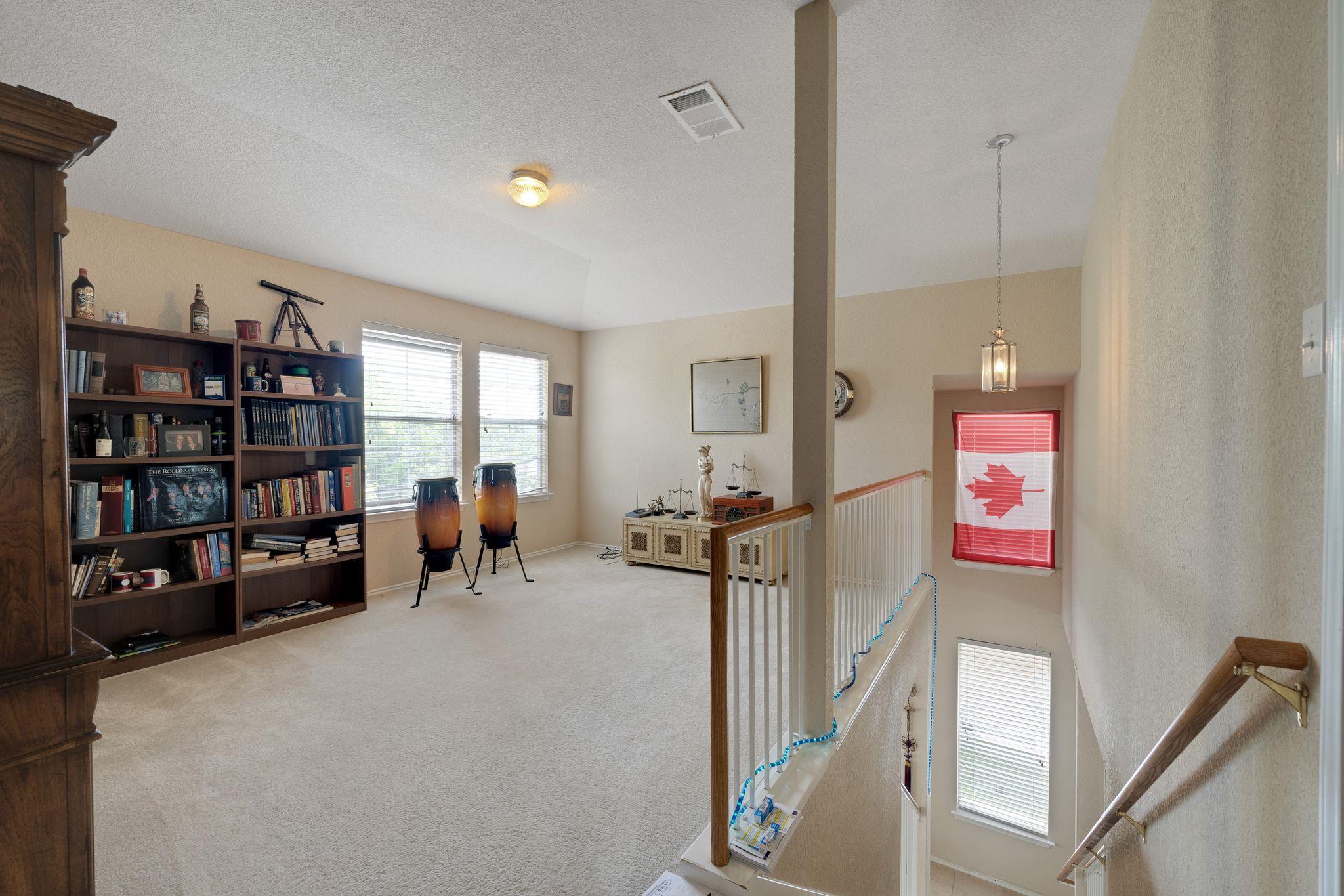 633 Sweet Leaf Ln, Pflugerville, TX 78660