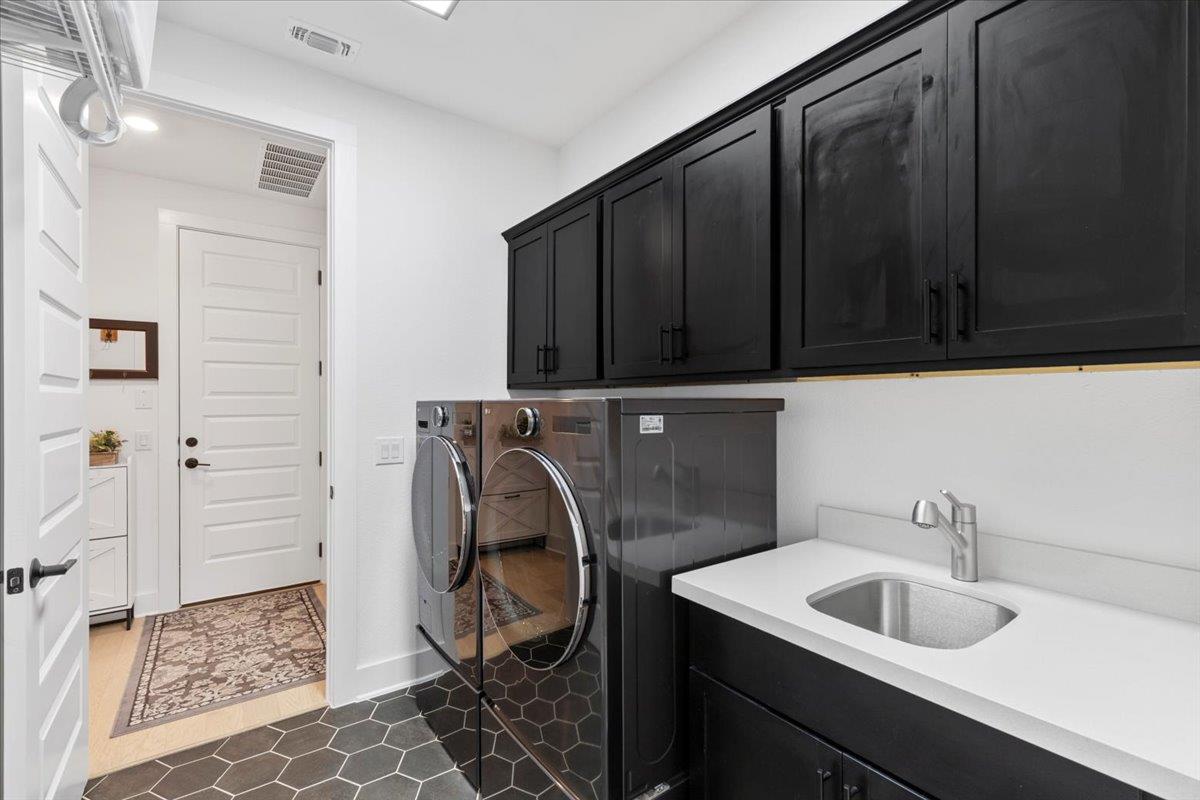 8113 Edmondson Bnd, Austin, TX 78744