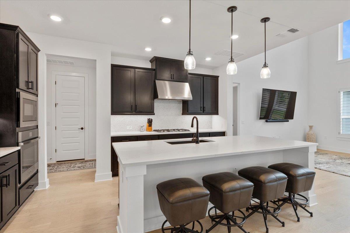 8113 Edmondson Bnd, Austin, TX 78744