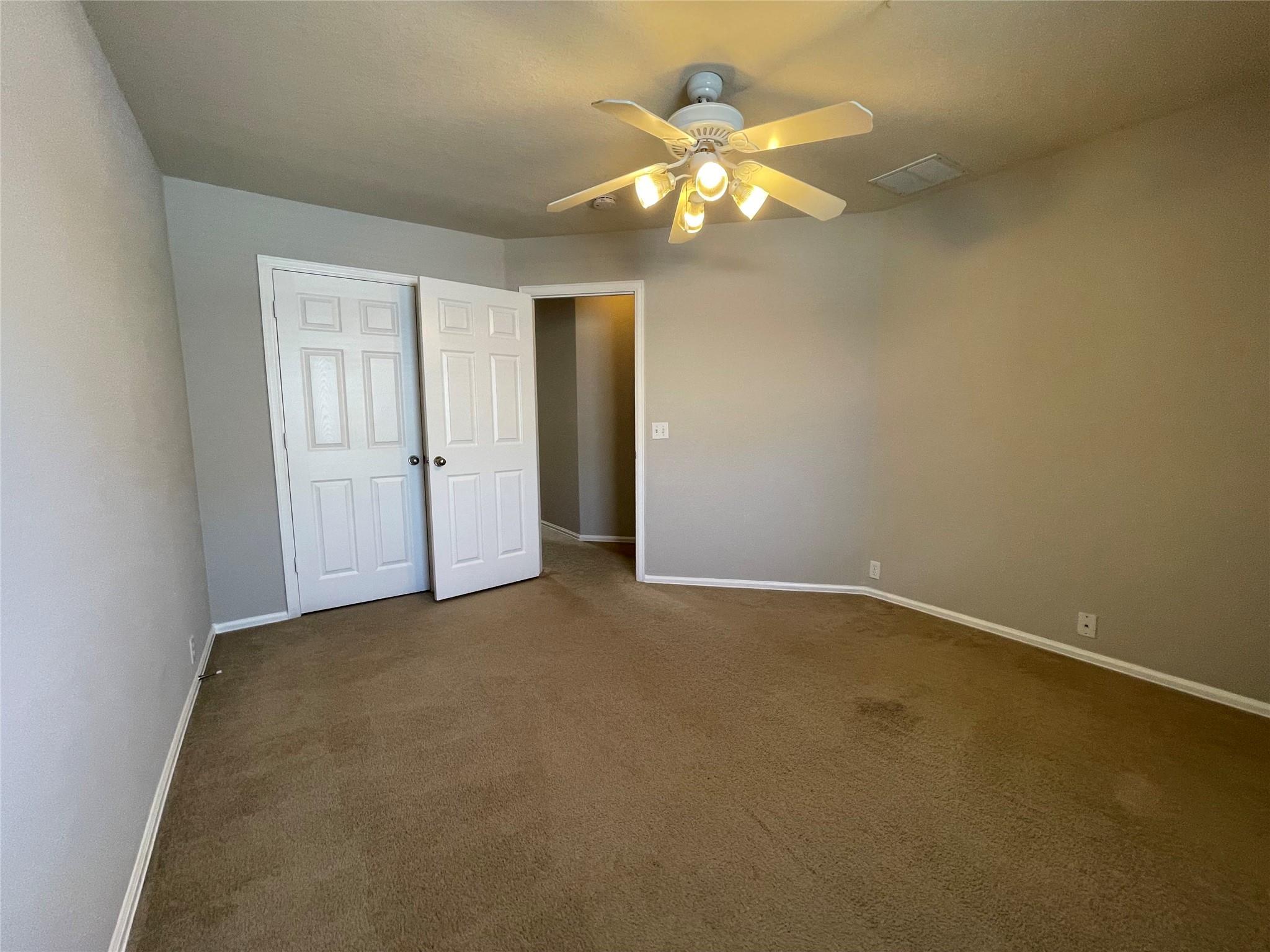 208 Spruce Dr, Kyle, TX 78640