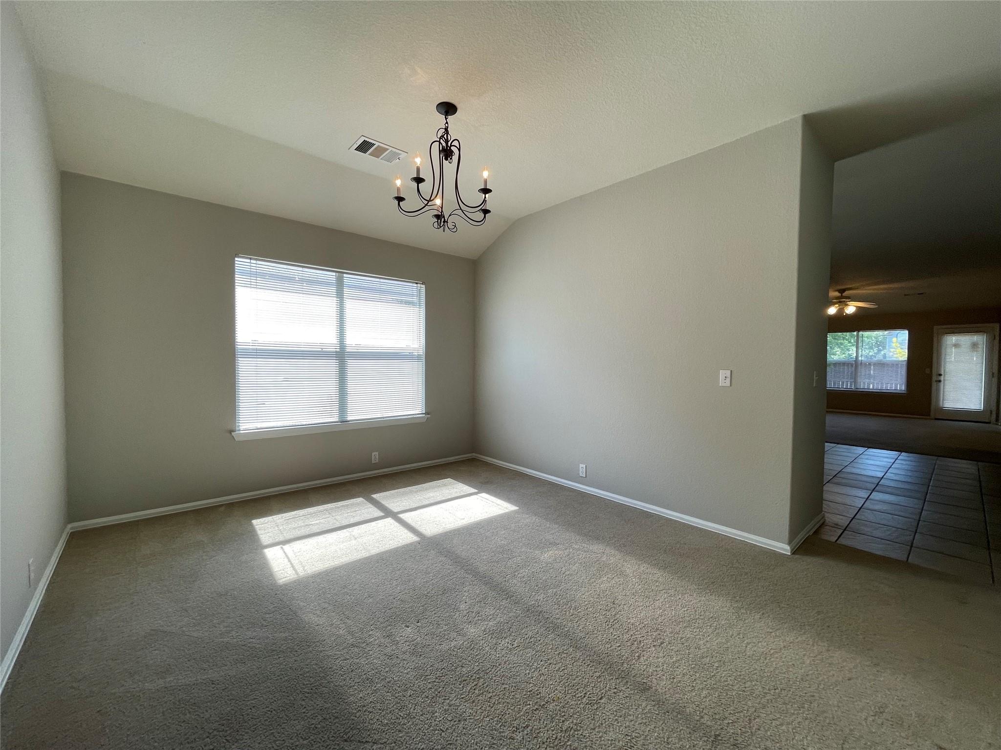 208 Spruce Dr, Kyle, TX 78640