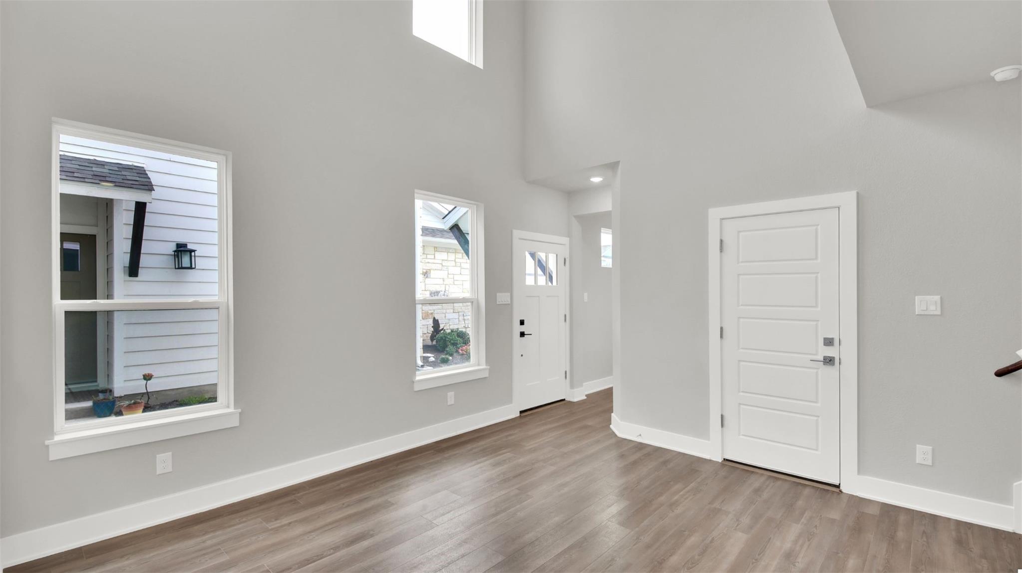 208 Mirabeau Way, Liberty Hill, TX 78642