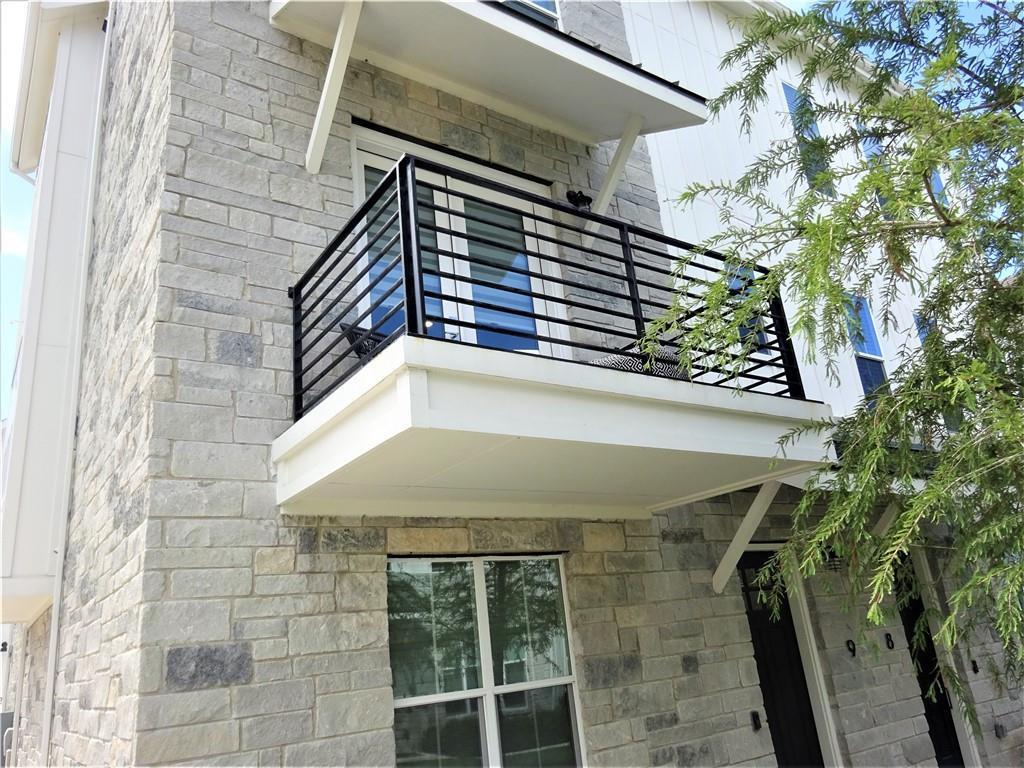 2624 Metcalfe Rd # 9, Austin, TX 78741