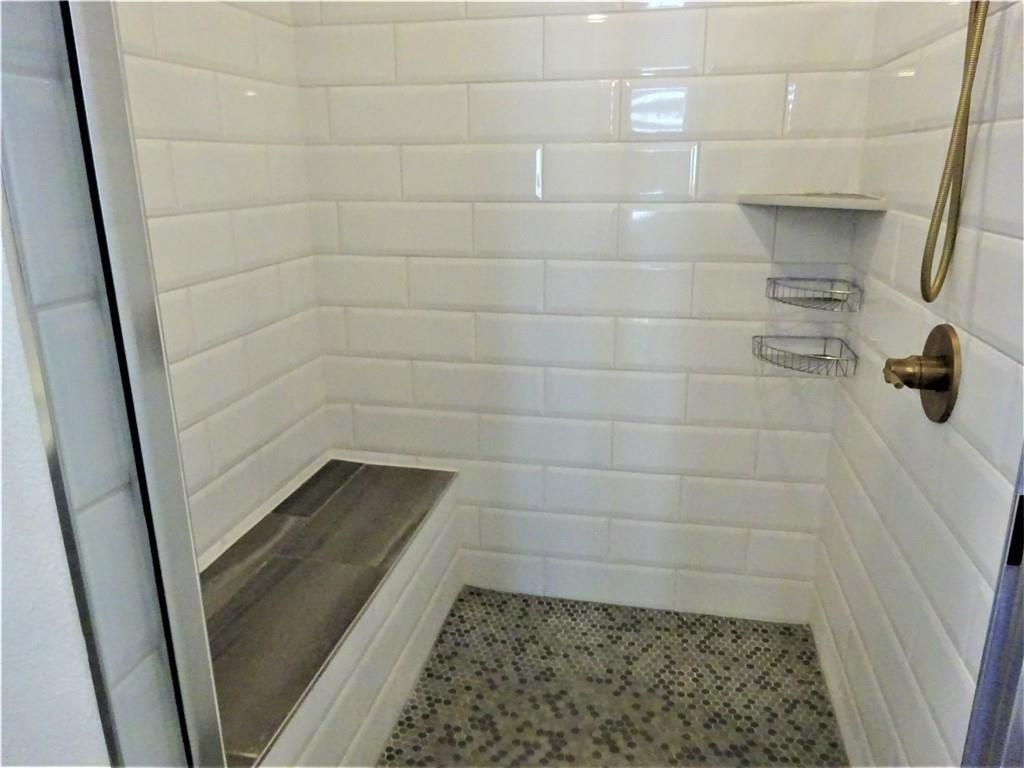 2624 Metcalfe Rd # 9, Austin, TX 78741