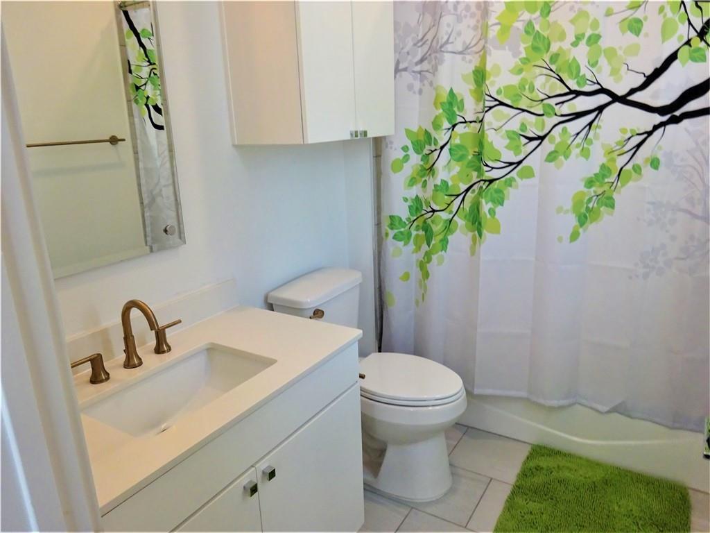 2624 Metcalfe Rd # 9, Austin, TX 78741