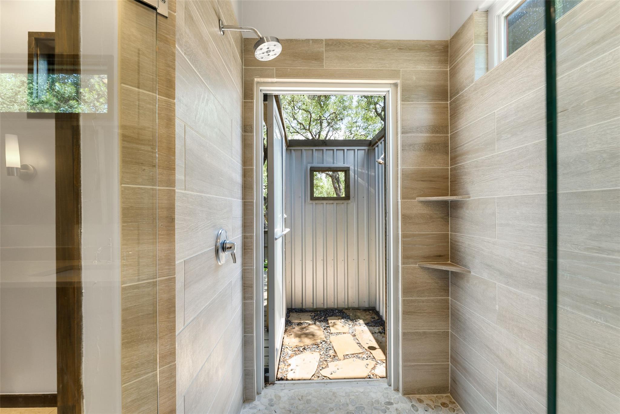 2113 Barbaro Way unit 17 Way # 17, Spicewood, TX 78669