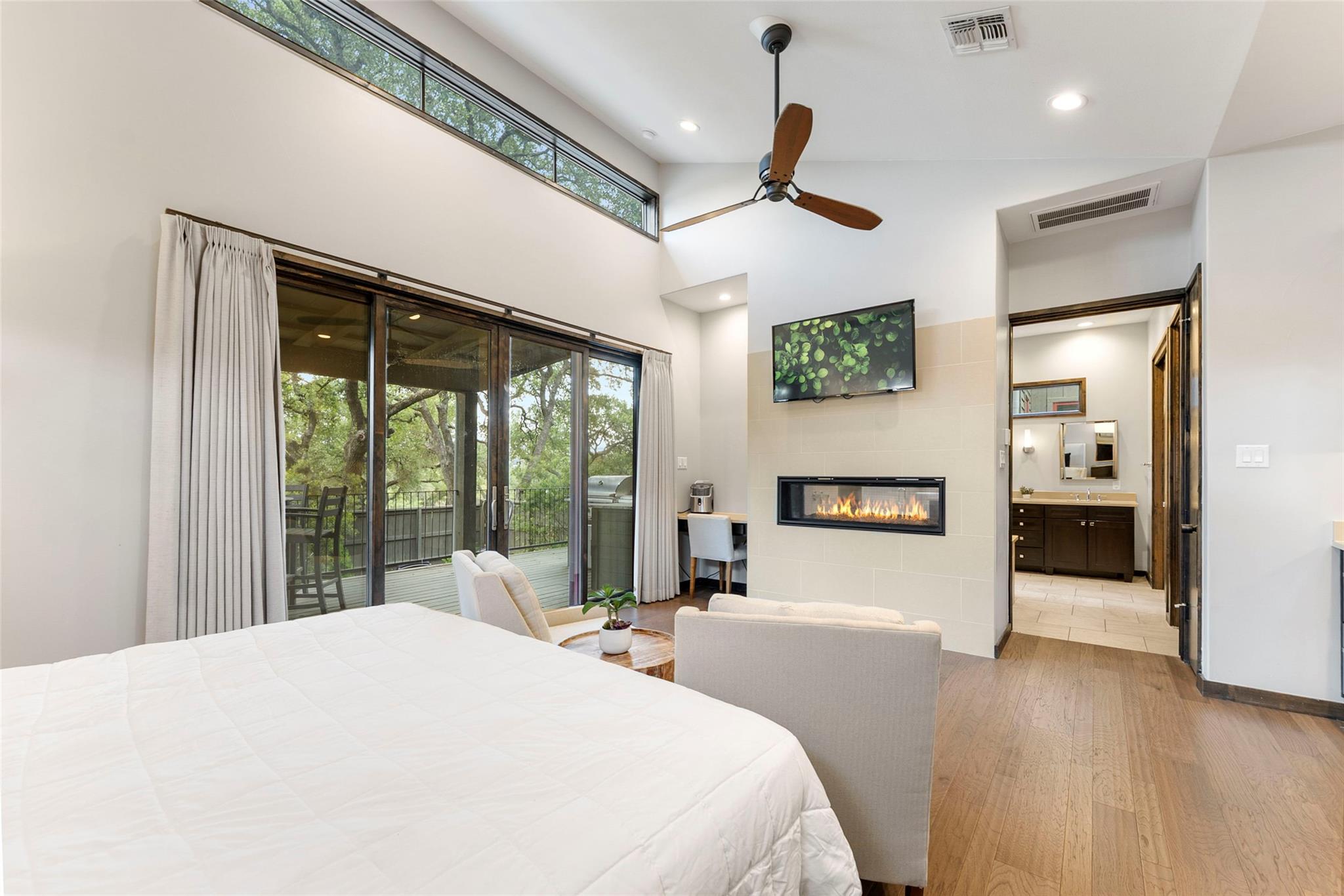 2113 Barbaro Way unit 17 Way # 17, Spicewood, TX 78669