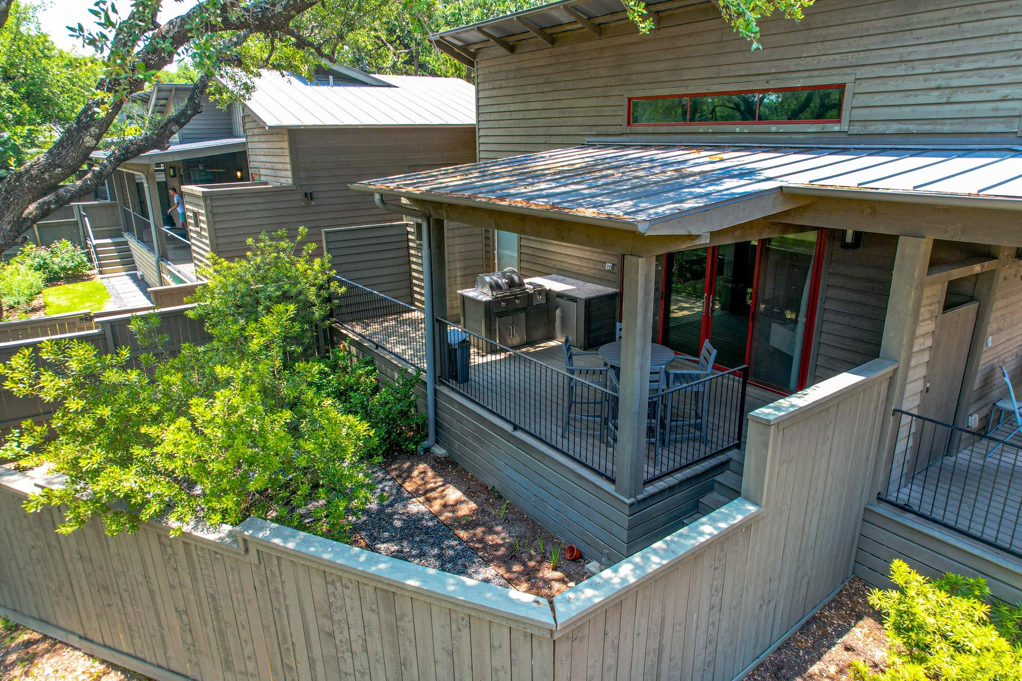 2113 Barbaro Way unit 17 Way # 17, Spicewood, TX 78669