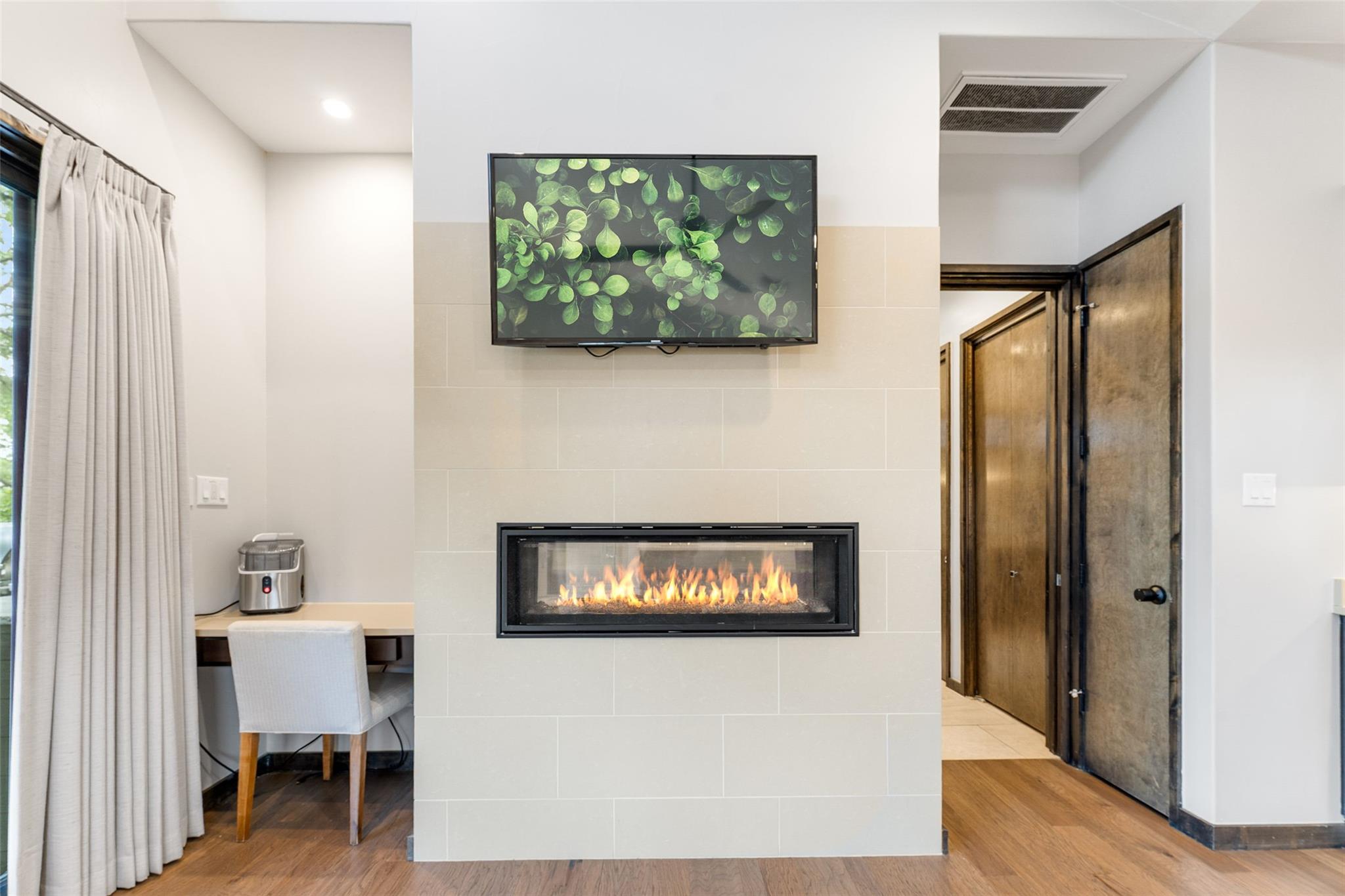 2113 Barbaro Way unit 17 Way # 17, Spicewood, TX 78669