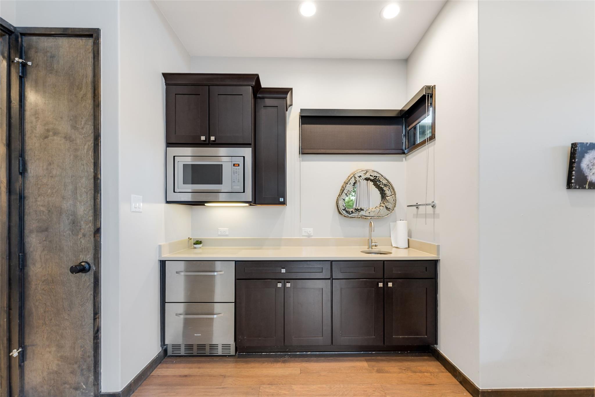 2113 Barbaro Way unit 17 Way # 17, Spicewood, TX 78669