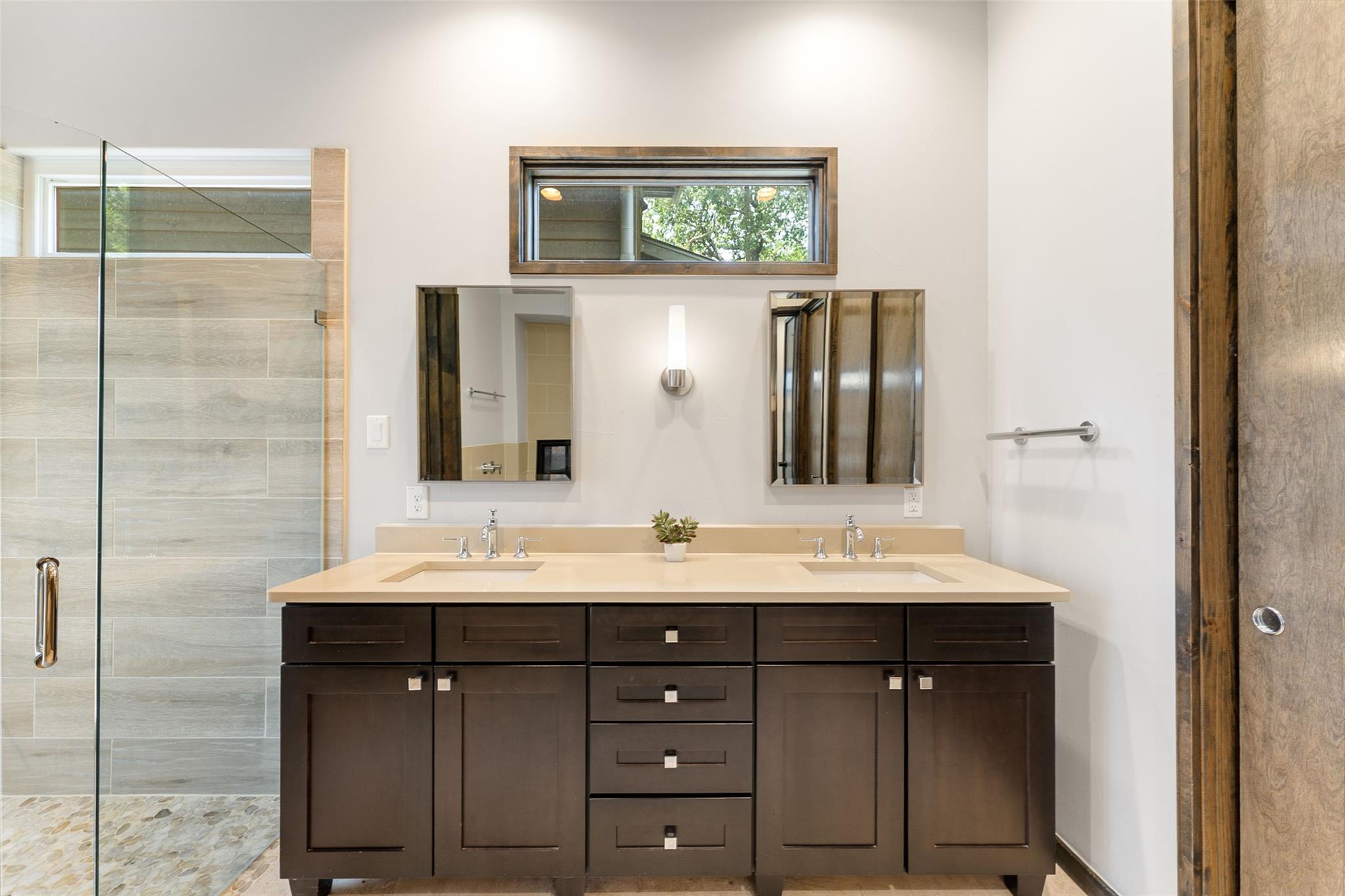 2113 Barbaro Way unit 17 Way # 17, Spicewood, TX 78669