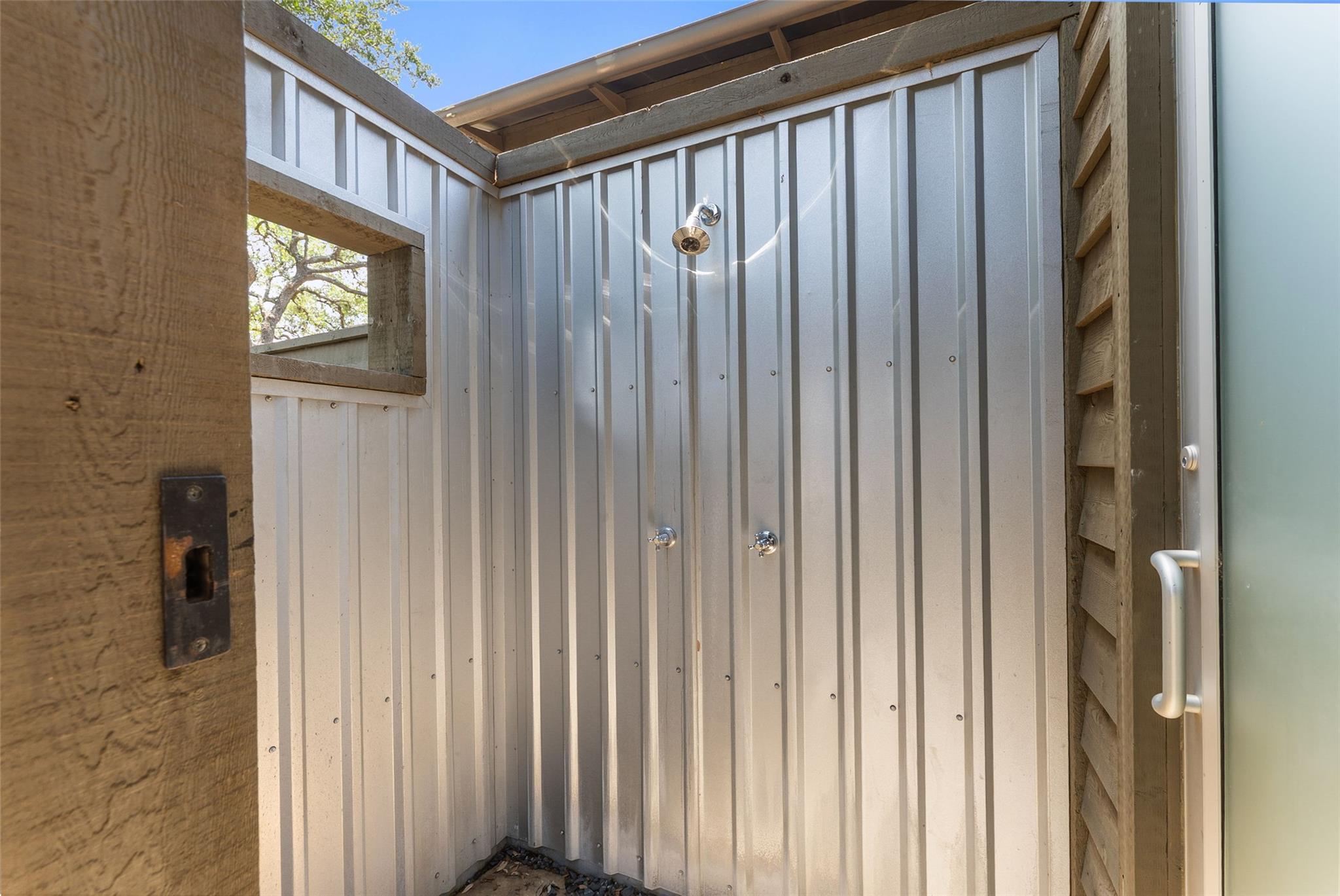 2113 Barbaro Way unit 17 Way # 17, Spicewood, TX 78669