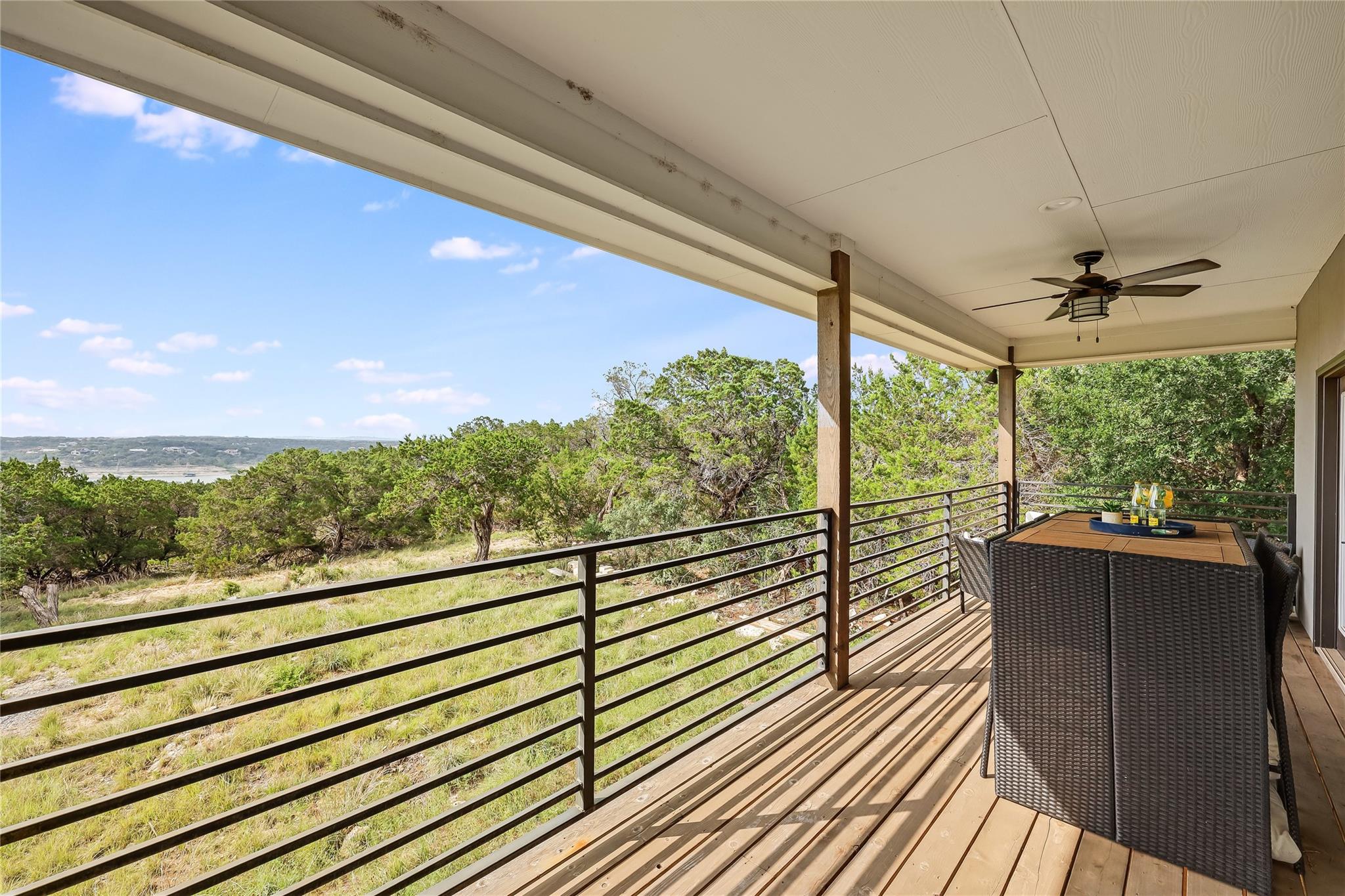 18700 Venture Dr, Point Venture, TX 78645