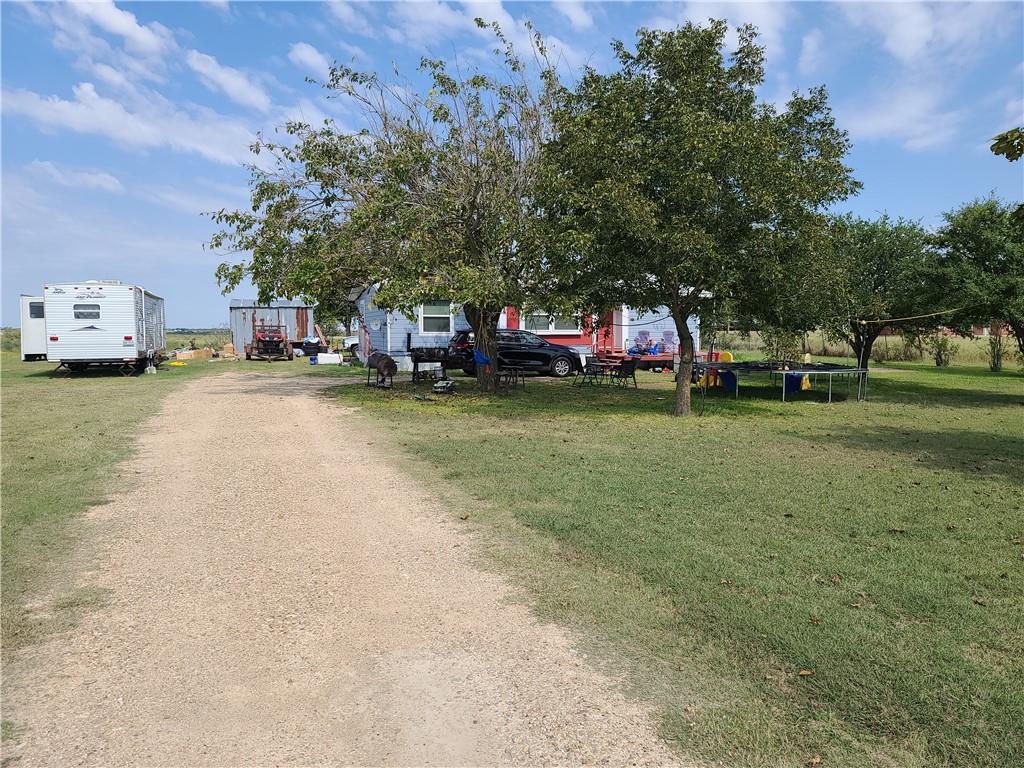 609 County Road 420, Taylor, TX 76574