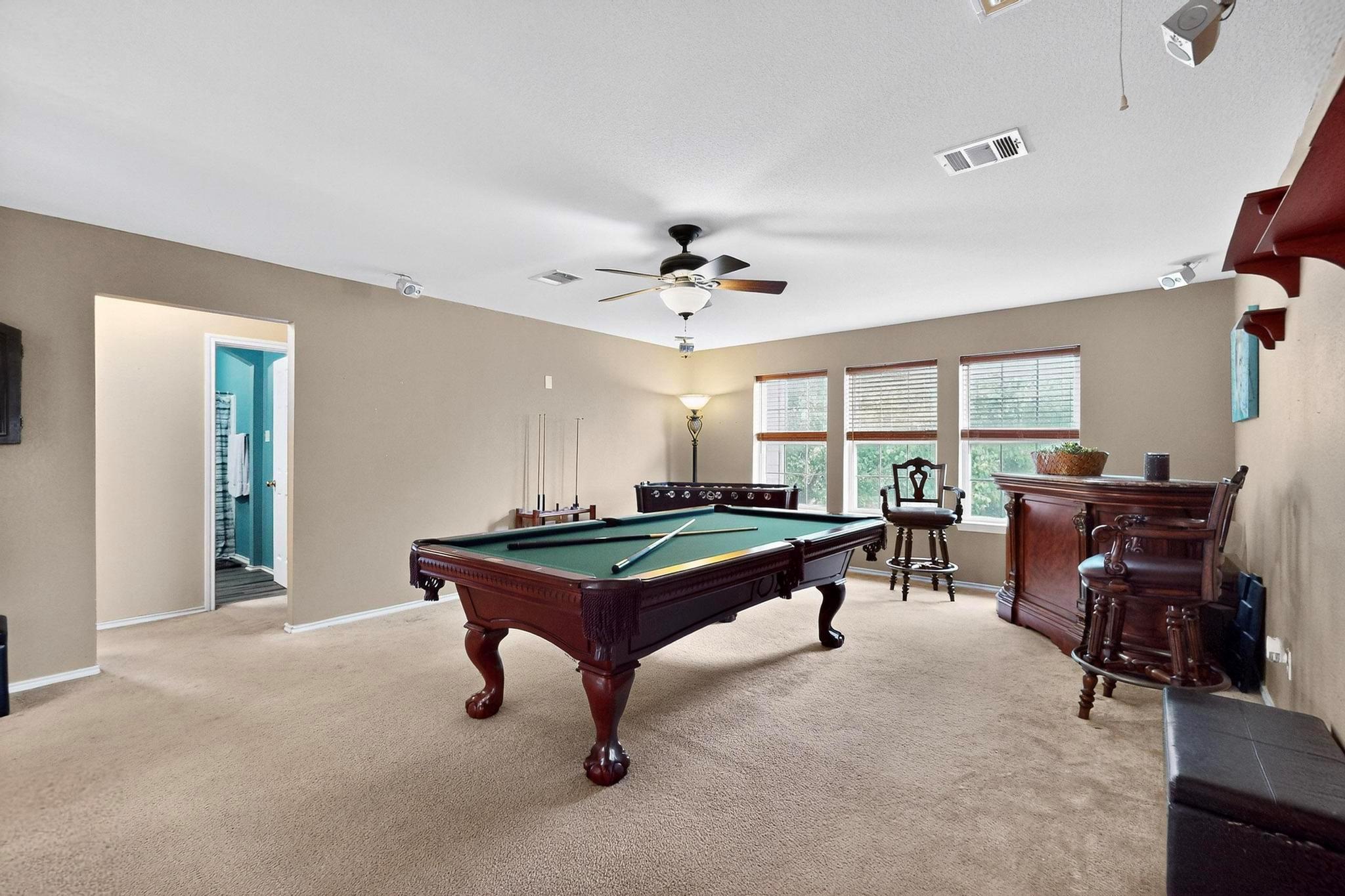 952 Hometown Pkwy, Kyle, TX 78640