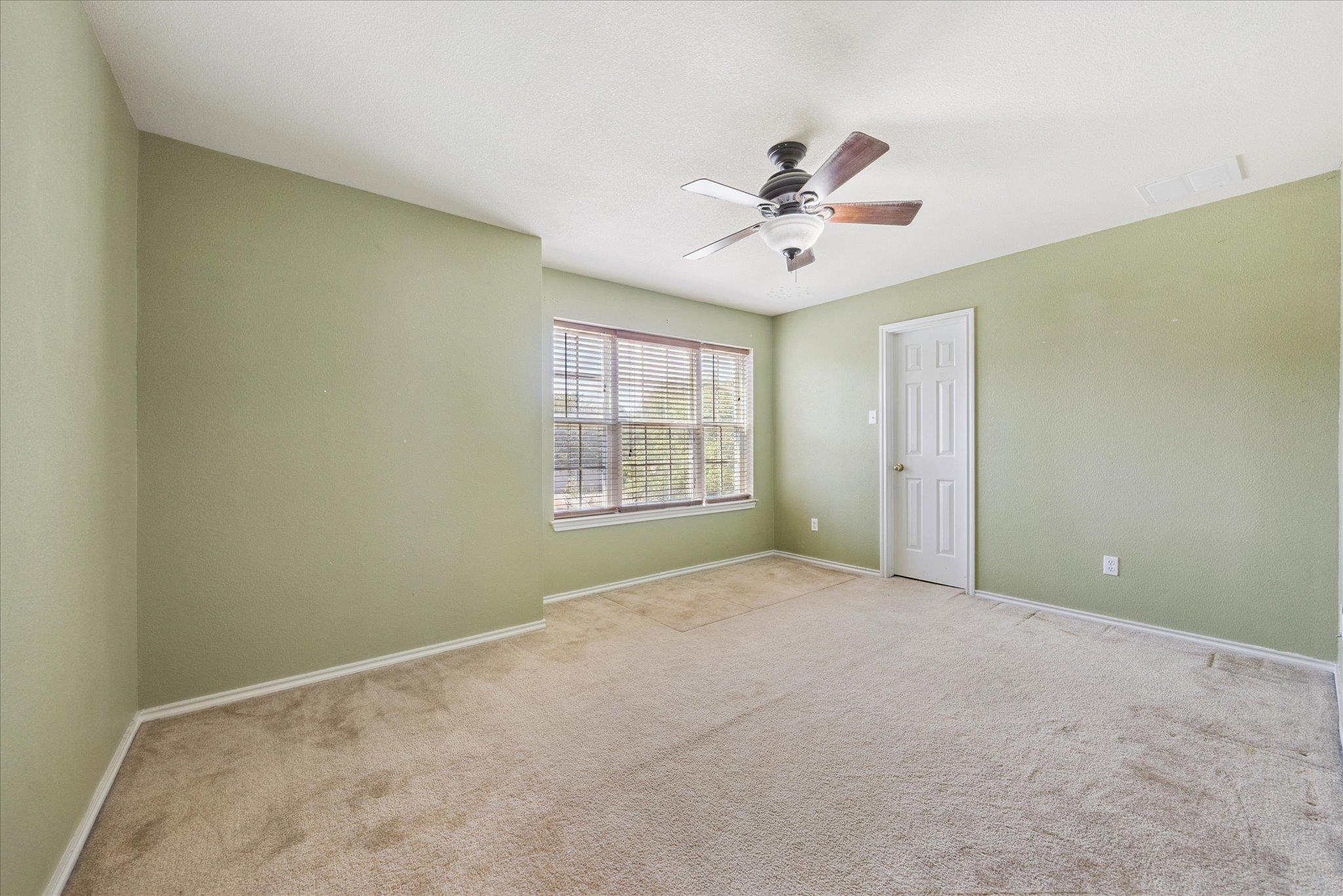 952 Hometown Pkwy, Kyle, TX 78640