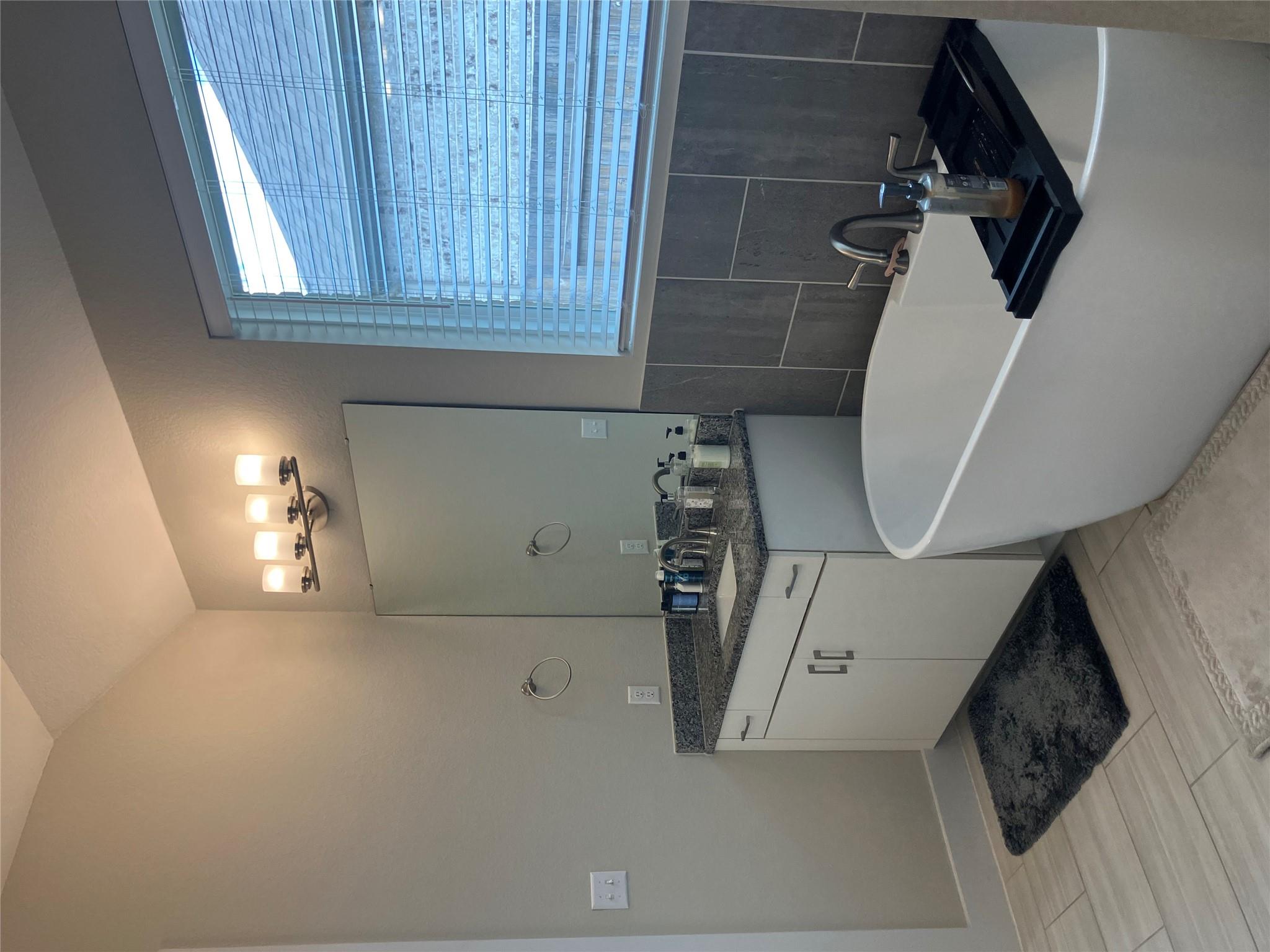475 Gamble Dr, Buda, TX 78610