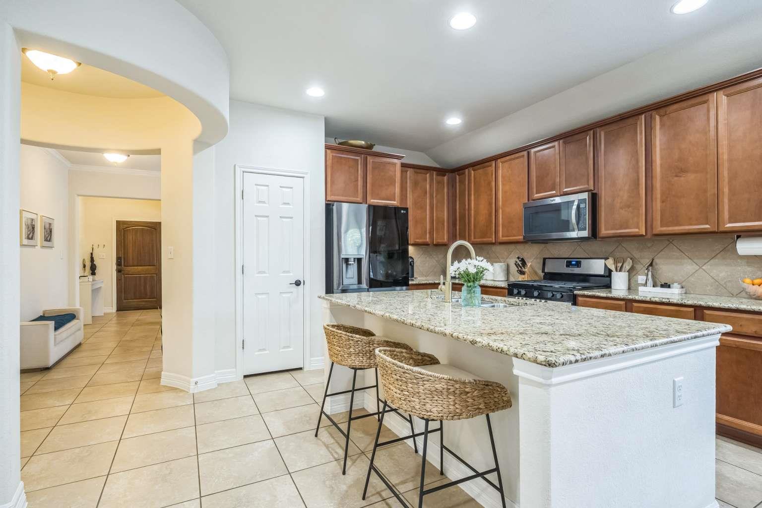 340 Beretta Cir, Georgetown, TX 78628