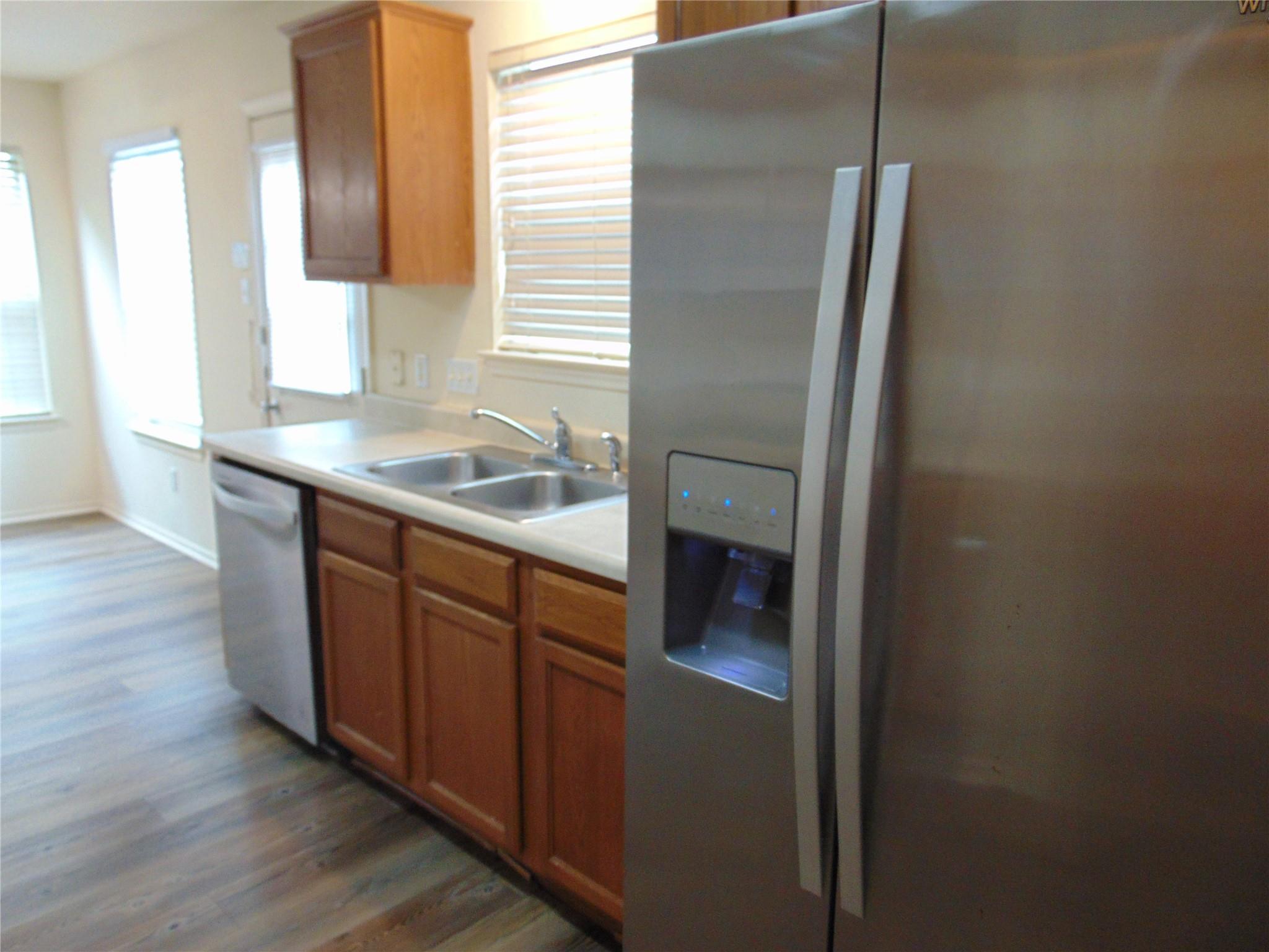 9208 Rowlands Sayle, Austin, TX 78744