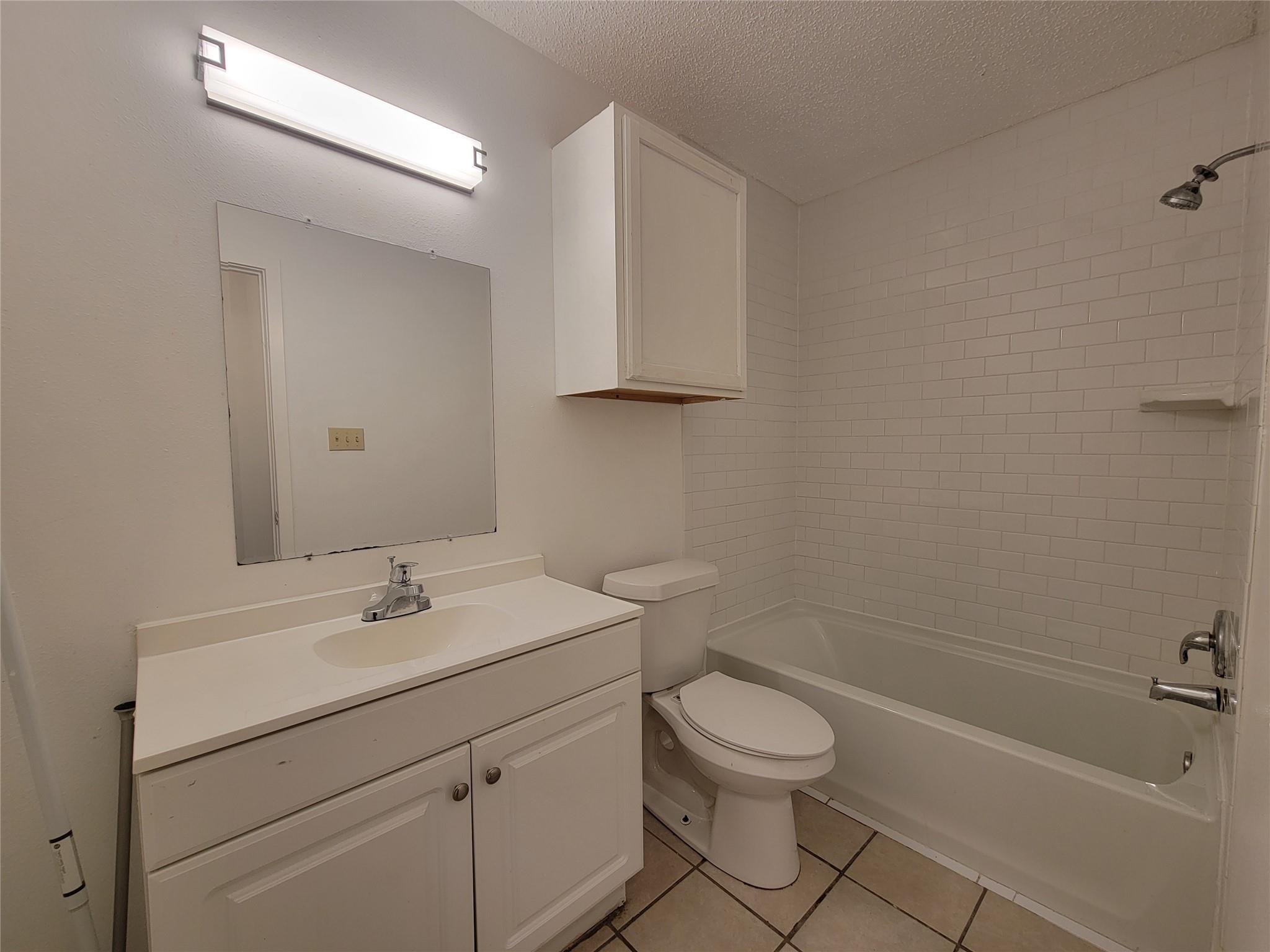 1609 Jones St # C, Taylor, TX 76574