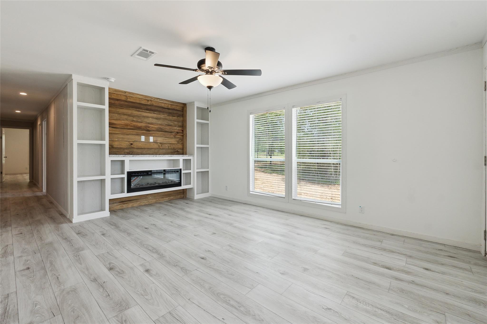 855 Roosevelt Rd, Luling, TX 78648