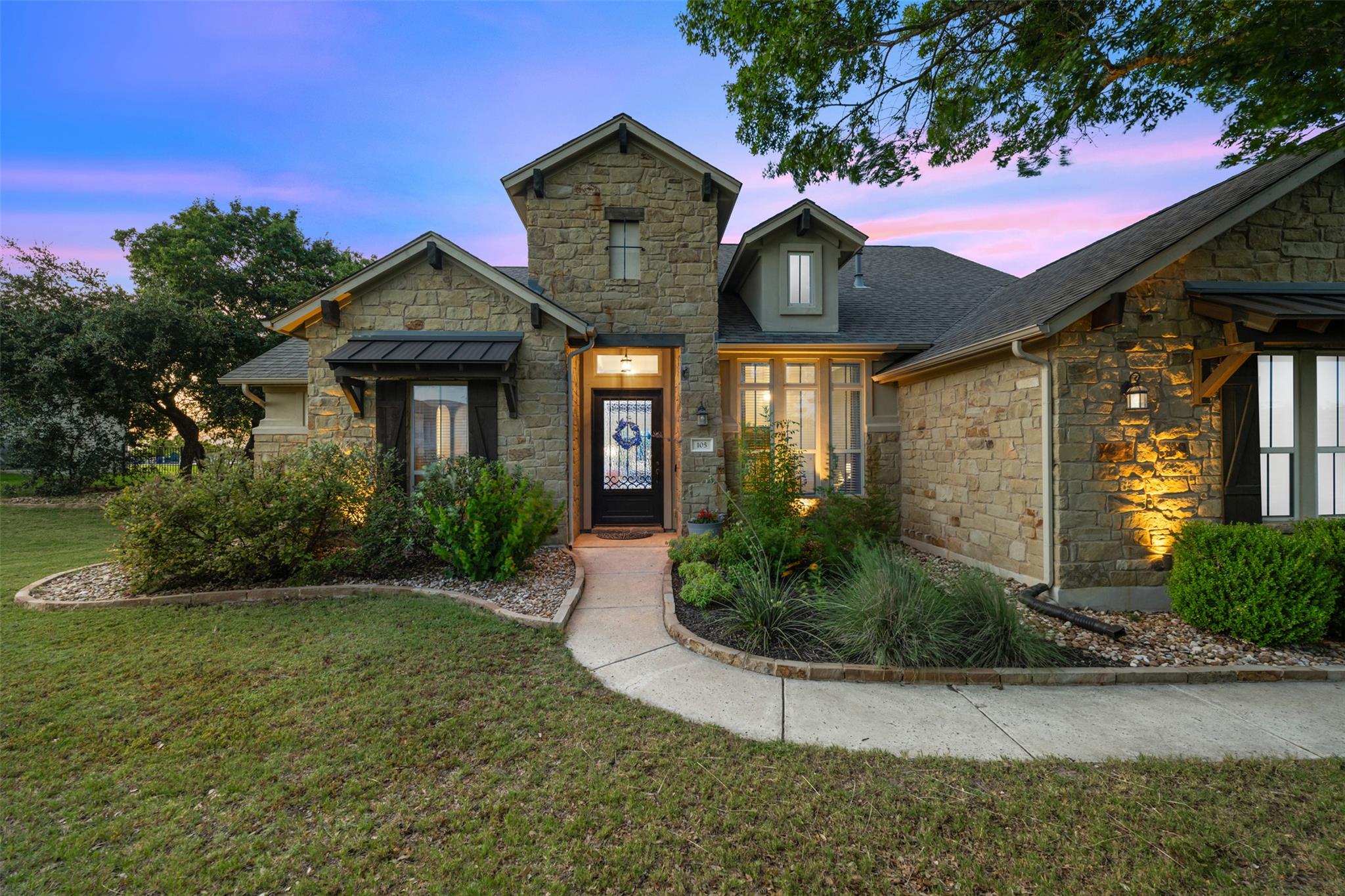 105 Cerro Picacho Trl, Liberty Hill, TX 78642