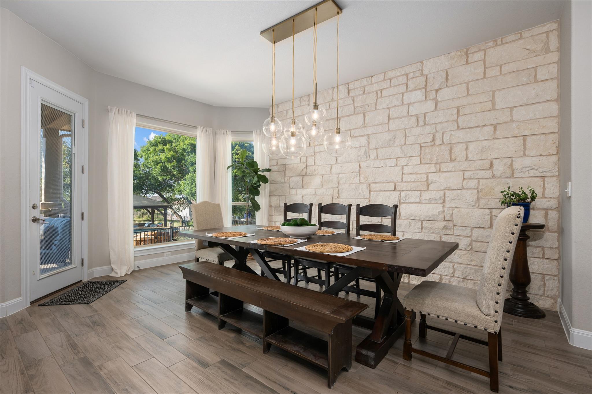 105 Cerro Picacho Trl, Liberty Hill, TX 78642