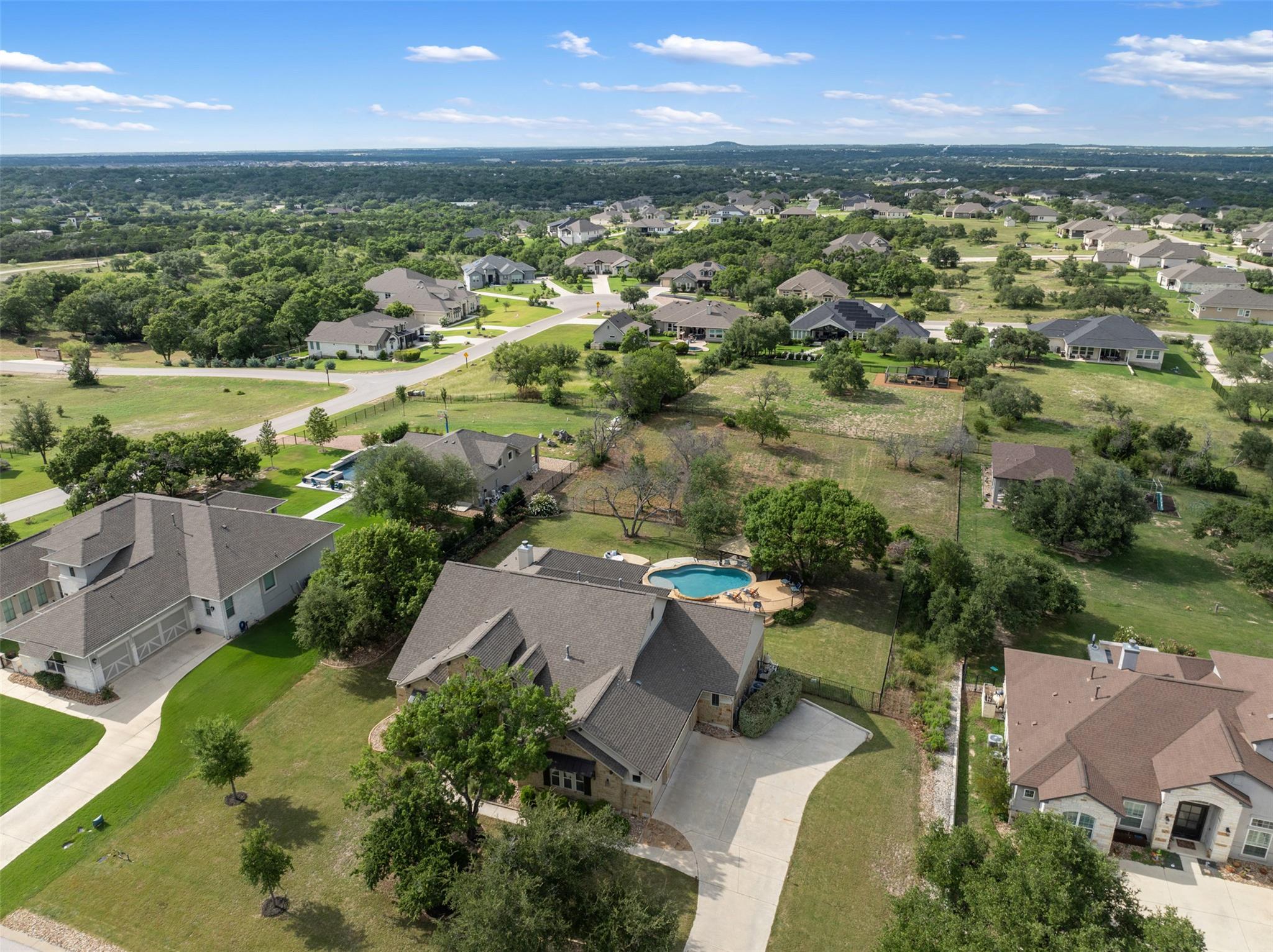 105 Cerro Picacho Trl, Liberty Hill, TX 78642