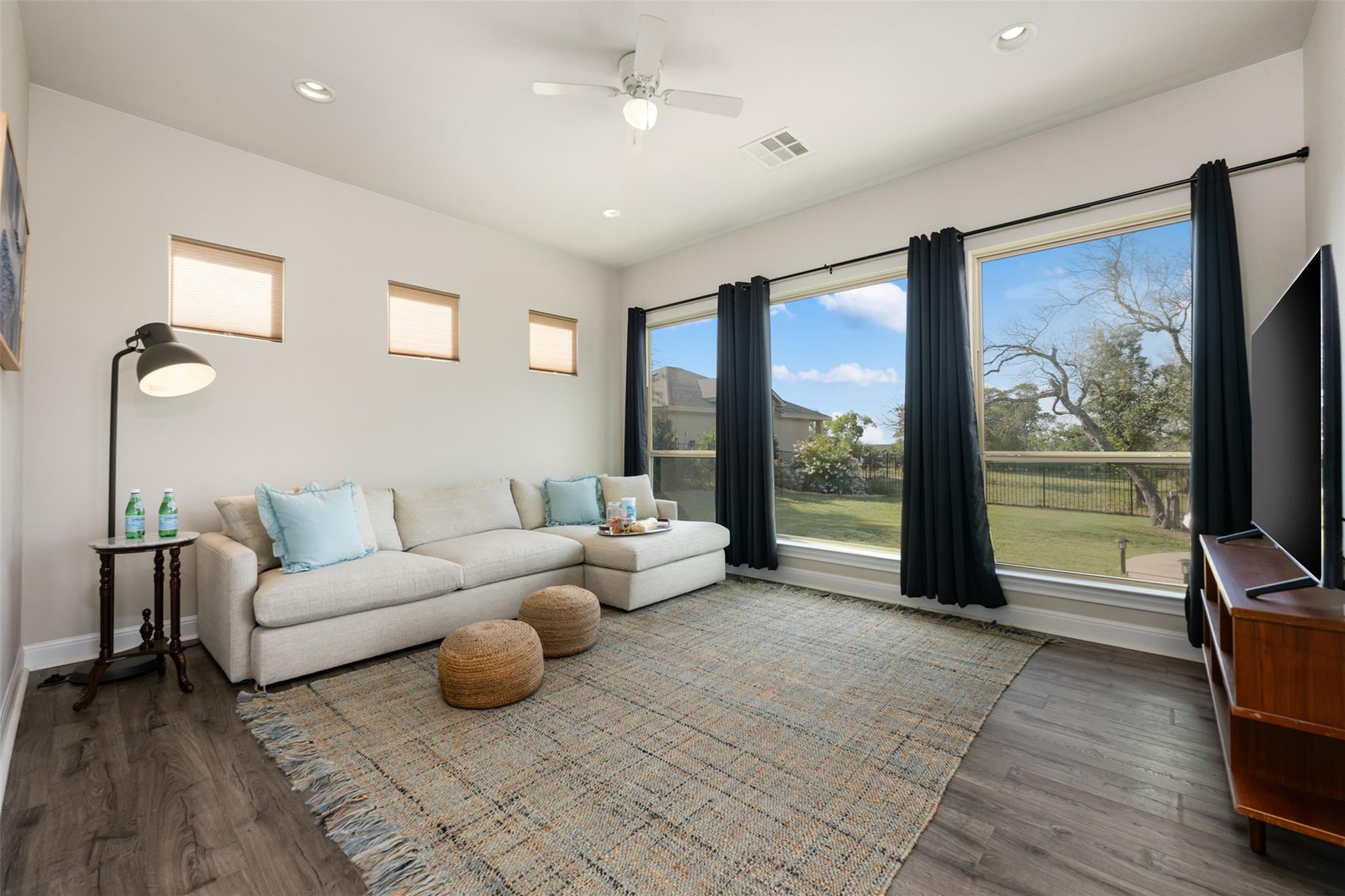 105 Cerro Picacho Trl, Liberty Hill, TX 78642