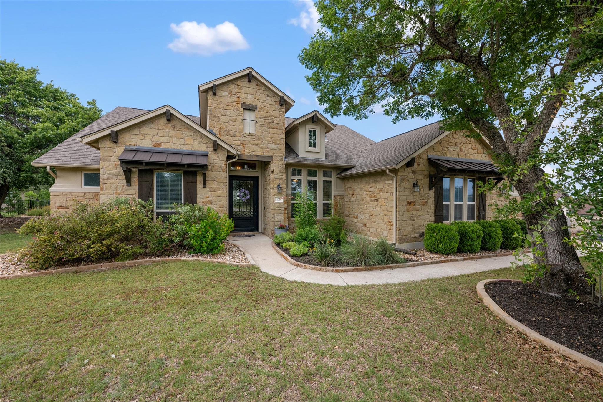 105 Cerro Picacho Trl, Liberty Hill, TX 78642