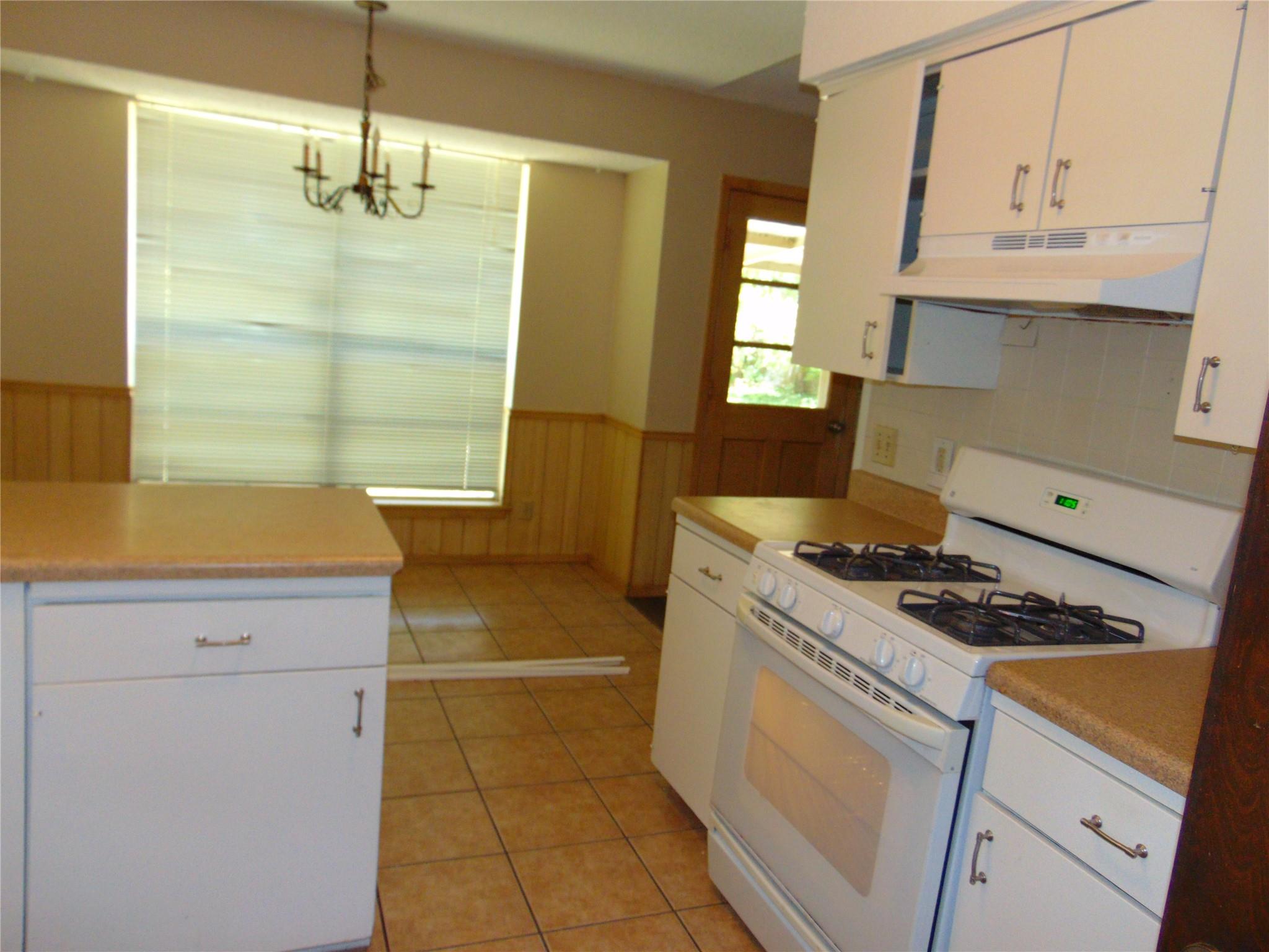 7503 Glenhill Rd, Austin, TX 78752